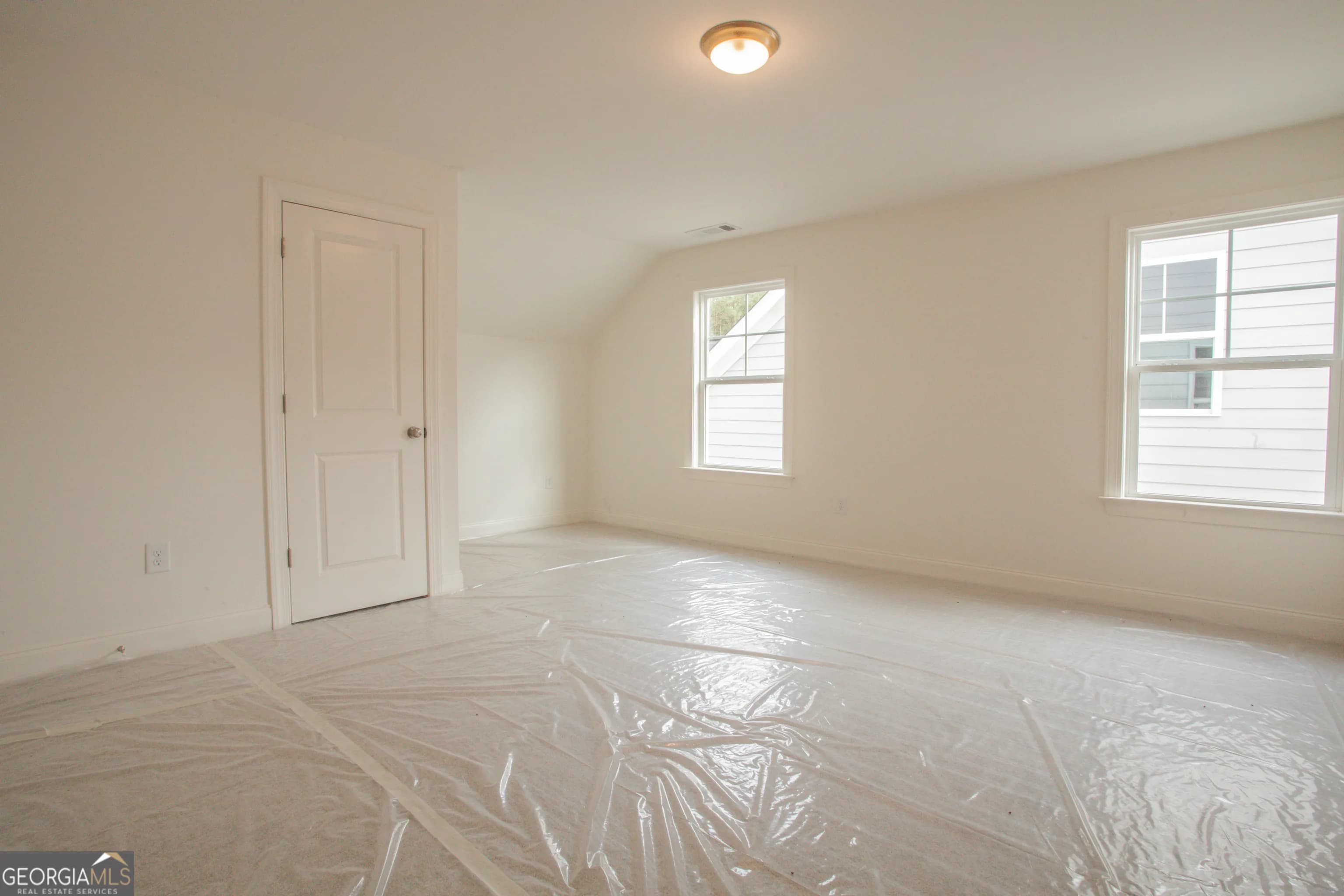 334 Maple View Dr — photo 3 of 14