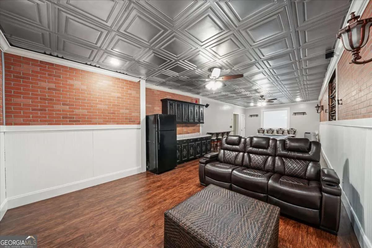 454 Pine Bluff Dr — photo 18 of 42
