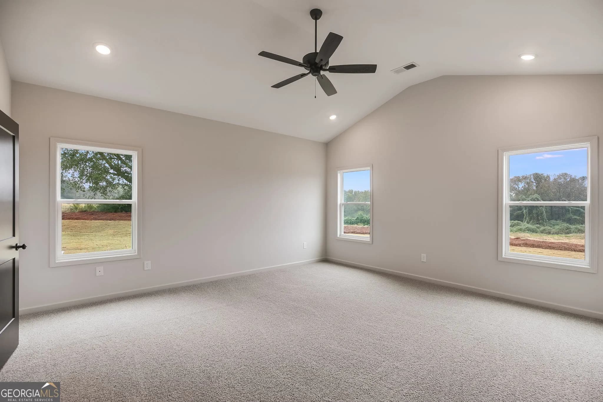 12 Stewart Rd — photo 11 of 48