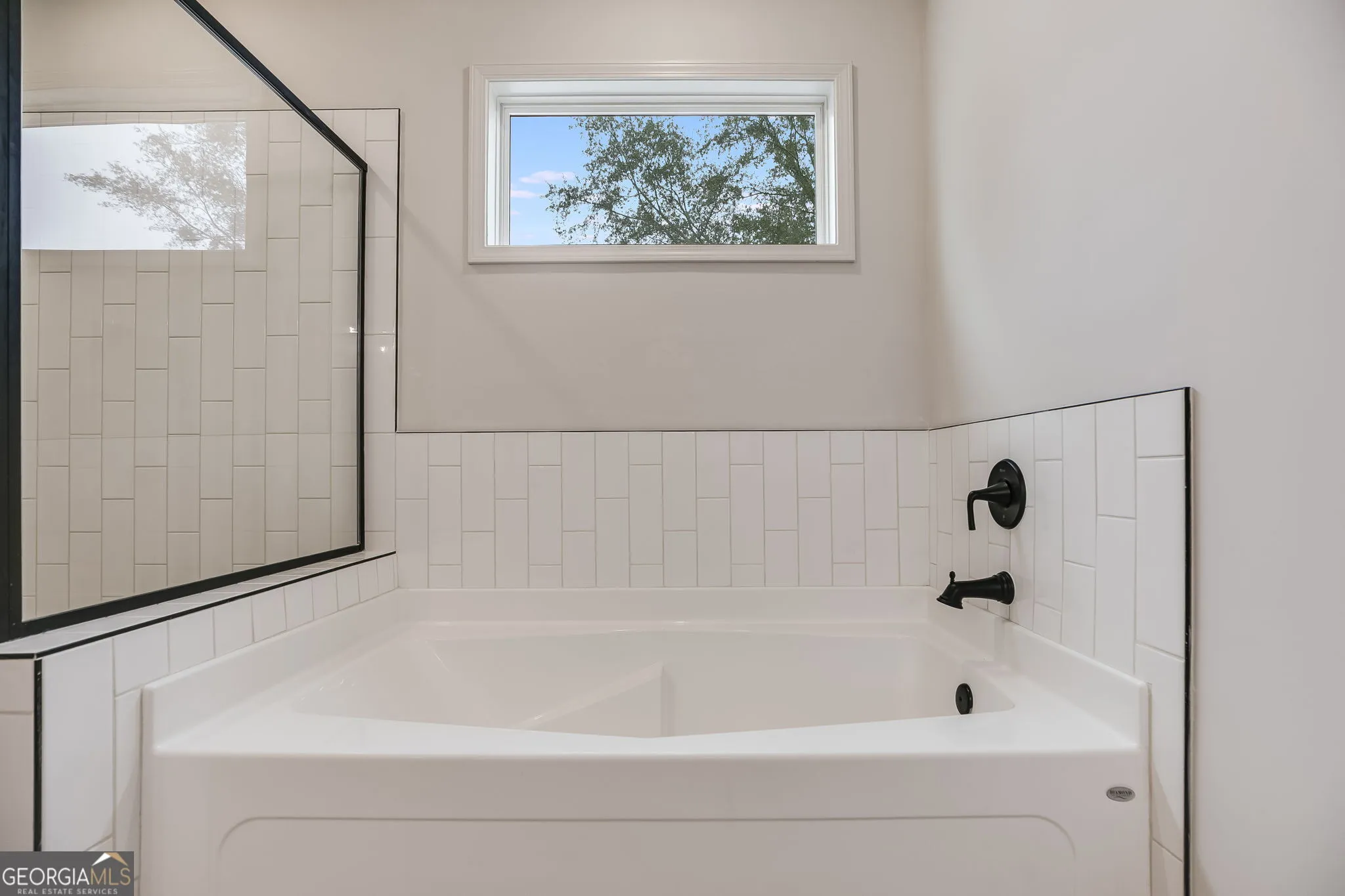 12 Stewart Rd — photo 19 of 48