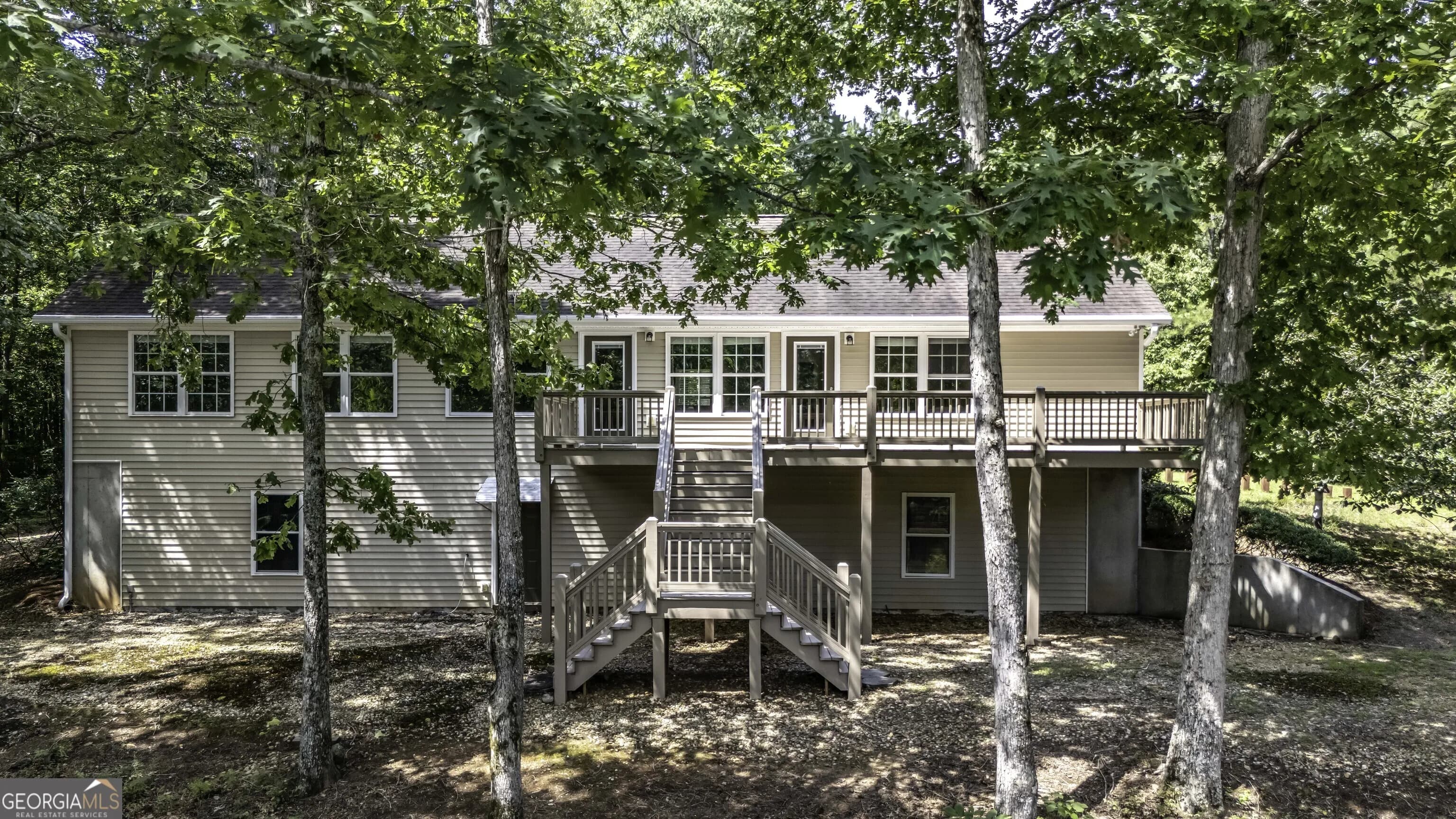 191 Tumlin Creek Rd — photo 13 of 57