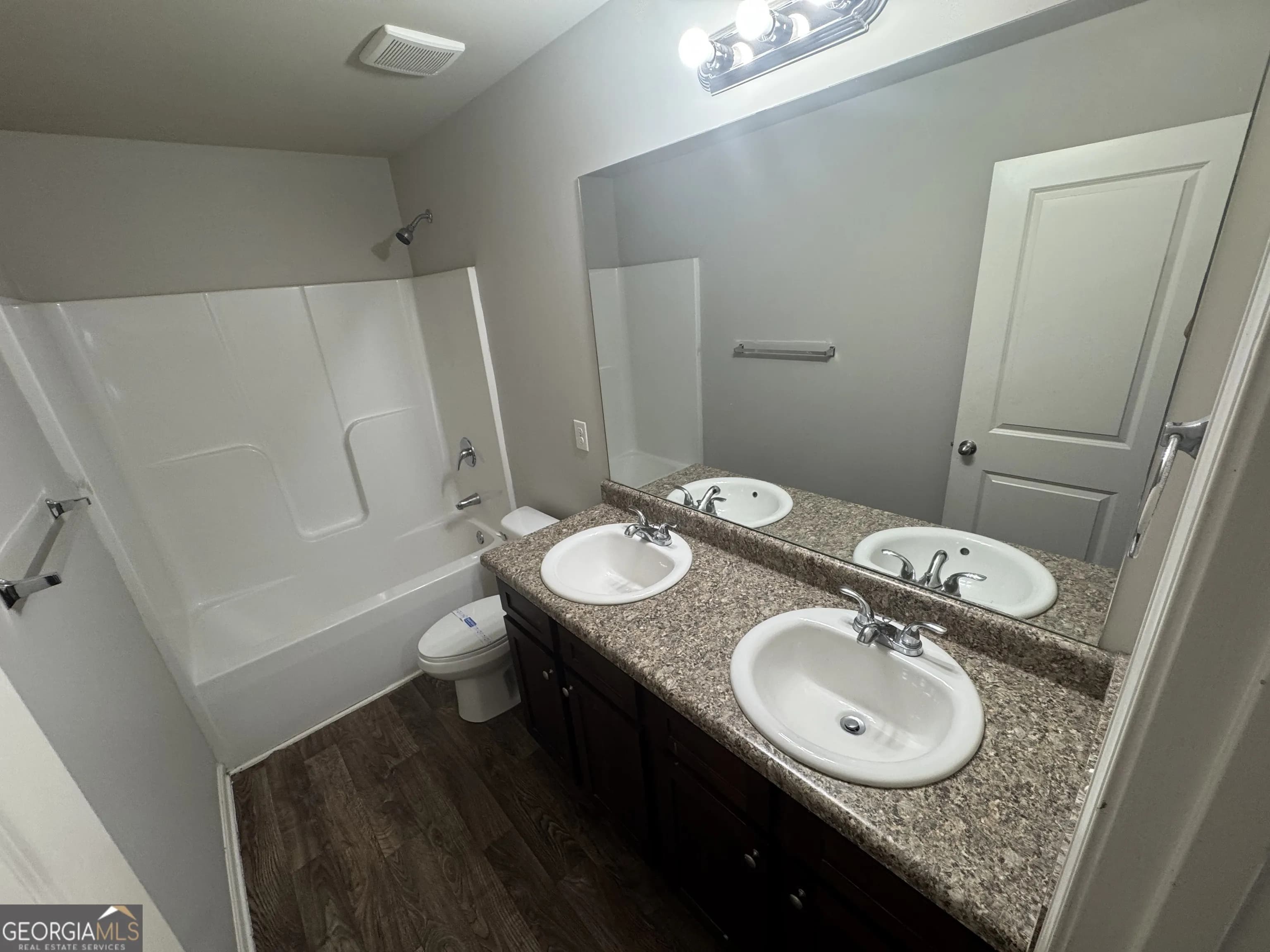 61 Donegal Way — photo 6 of 18