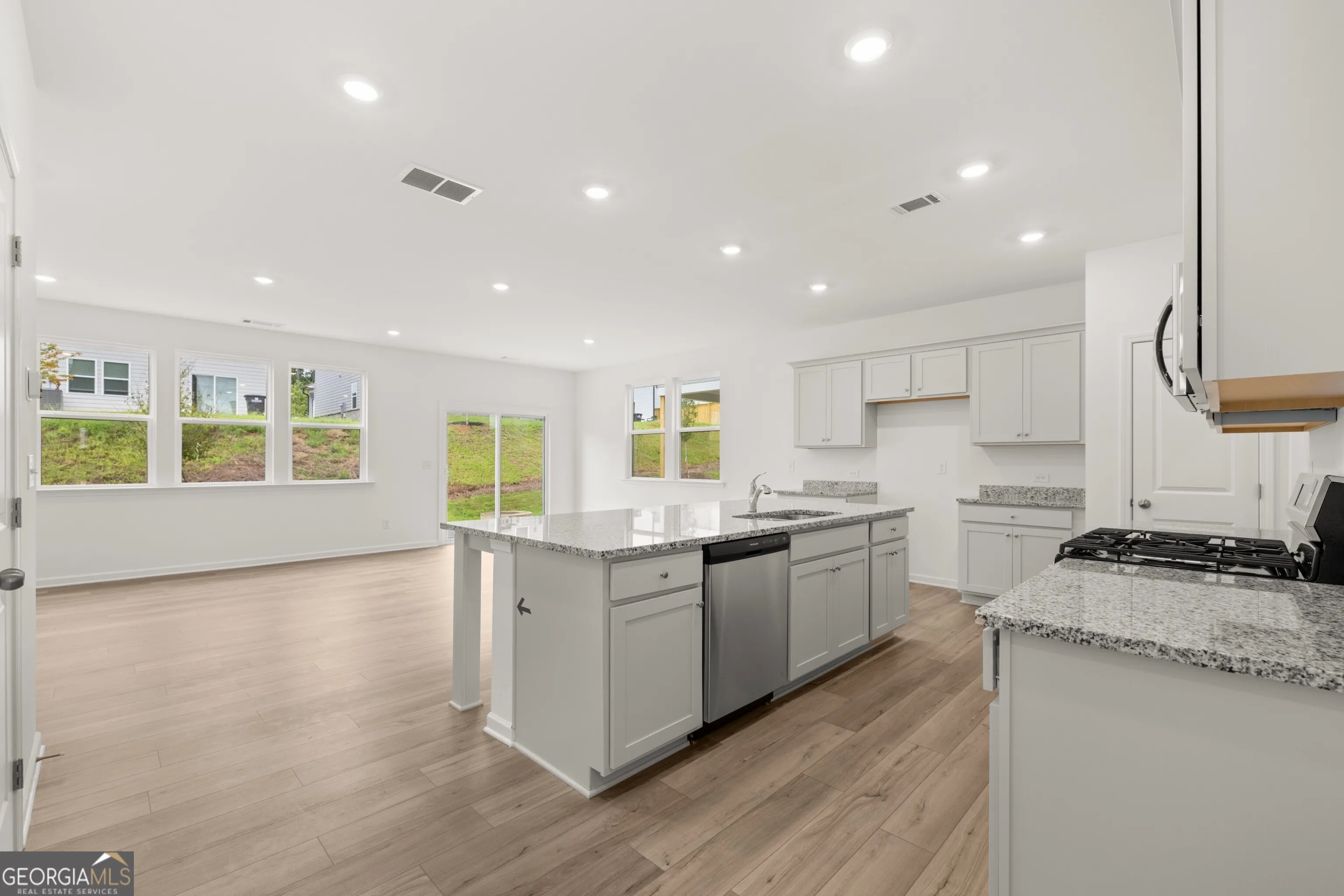 2286 Linden Pass — photo 32 of 35