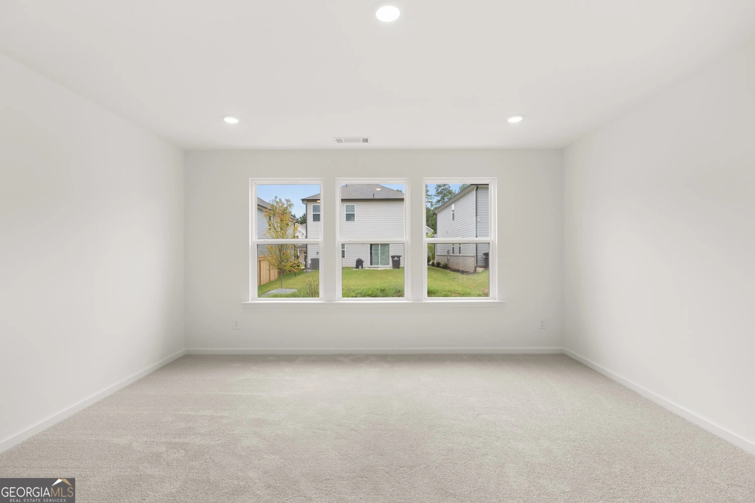 2286 Linden Pass — photo 14 of 35