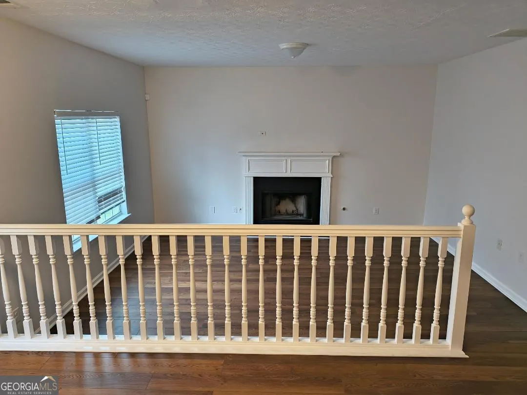 2590 Gilberts Br — photo 3 of 33