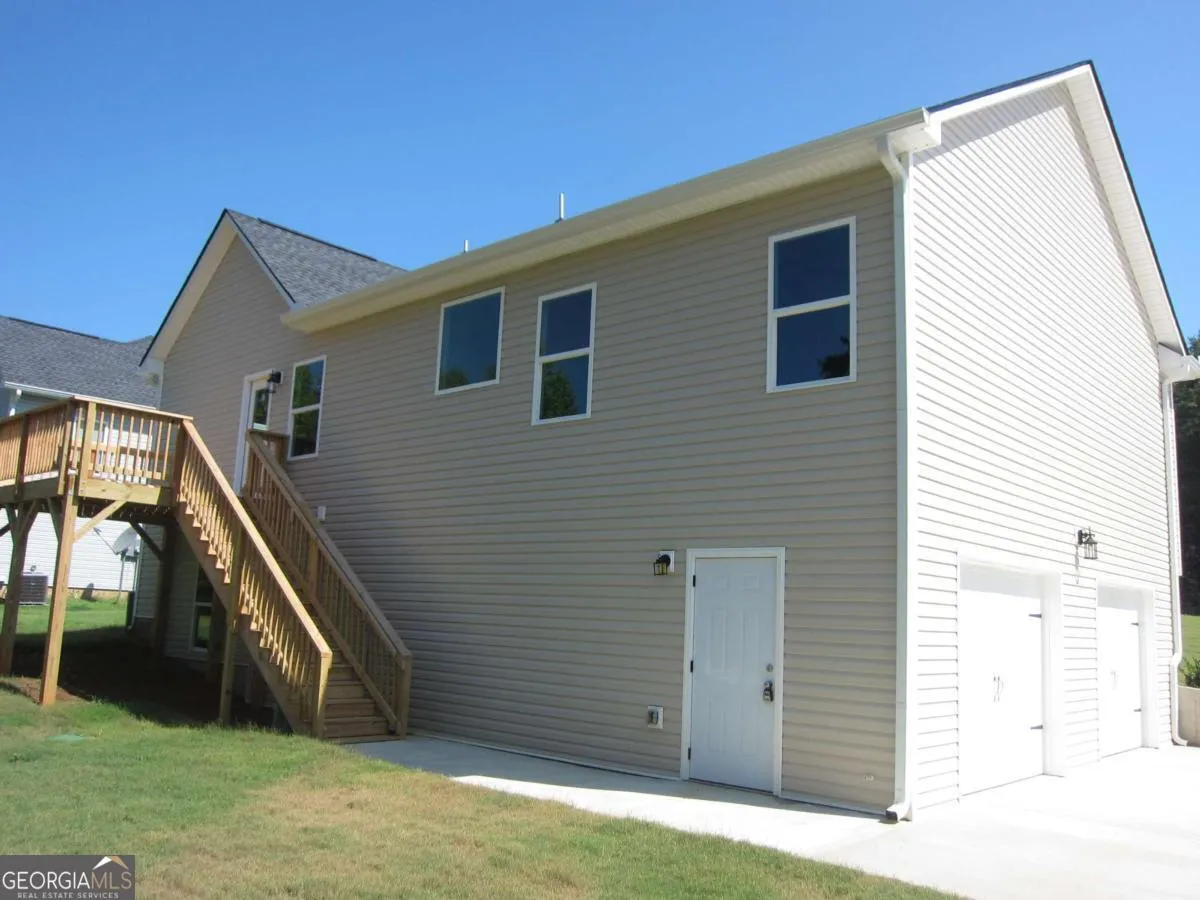 184 Gamel Rd — photo 13 of 34