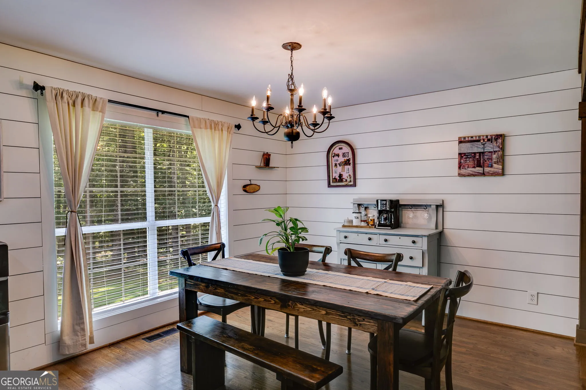 6240 River Ridge Dr — photo 4 of 45
