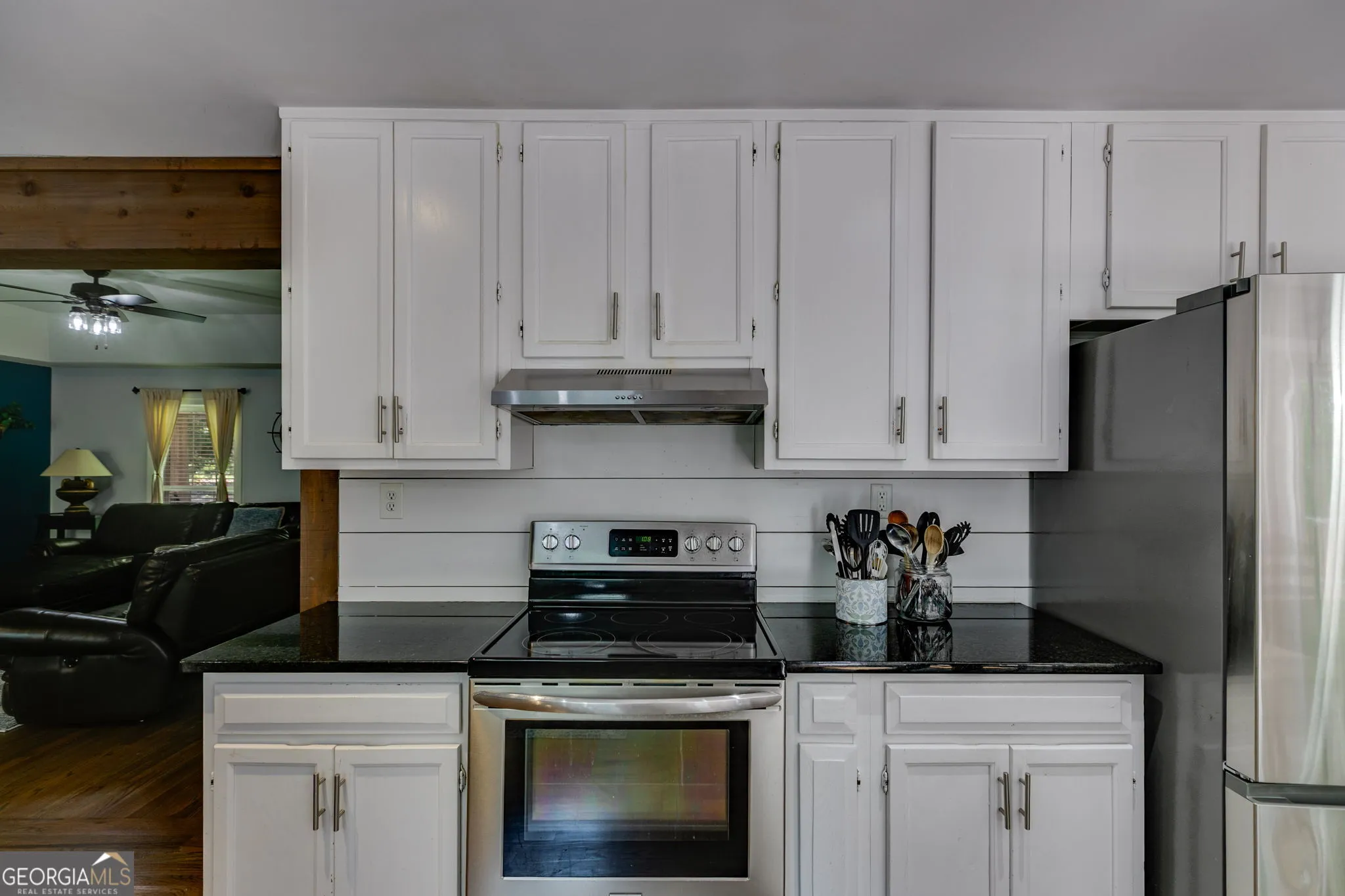 6240 River Ridge Dr — photo 8 of 45