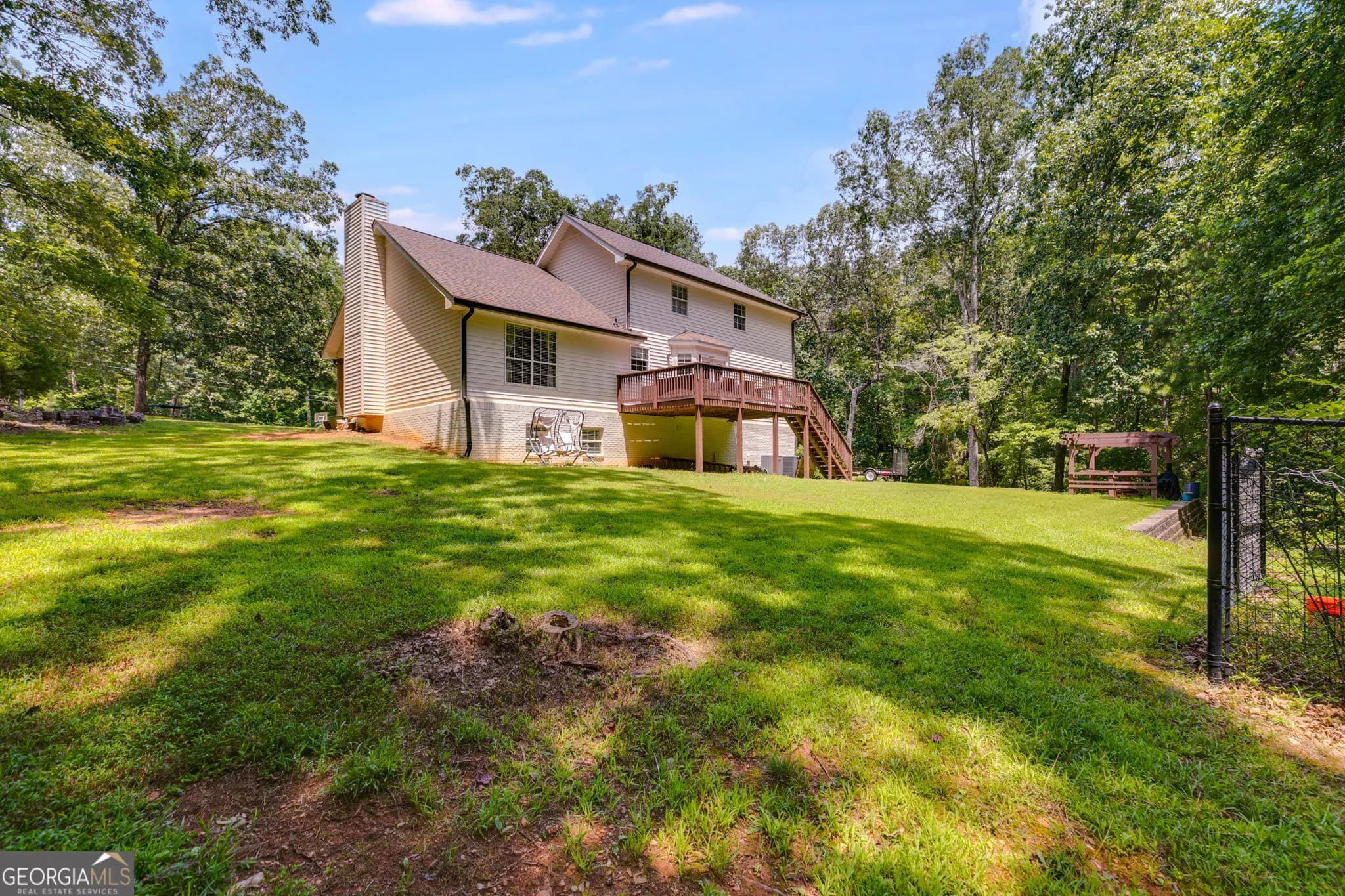 6240 River Ridge Dr — photo 34 of 45