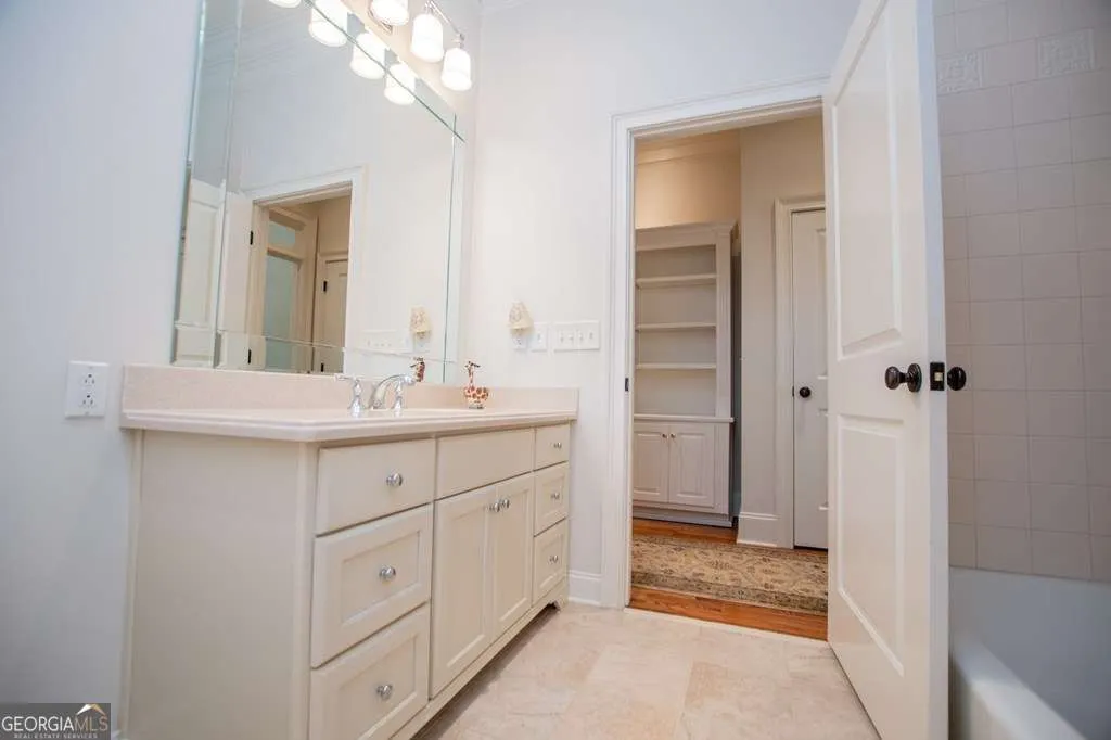 124 Greystone Dr — photo 34 of 58
