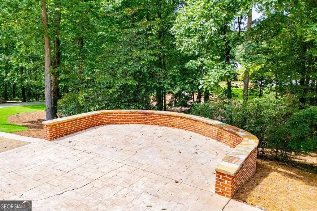 124 Greystone Dr — photo 3 of 58