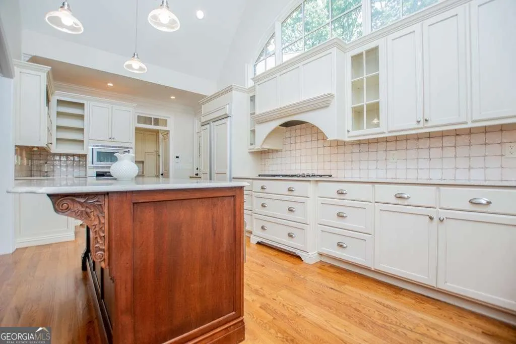 124 Greystone Dr — photo 20 of 58