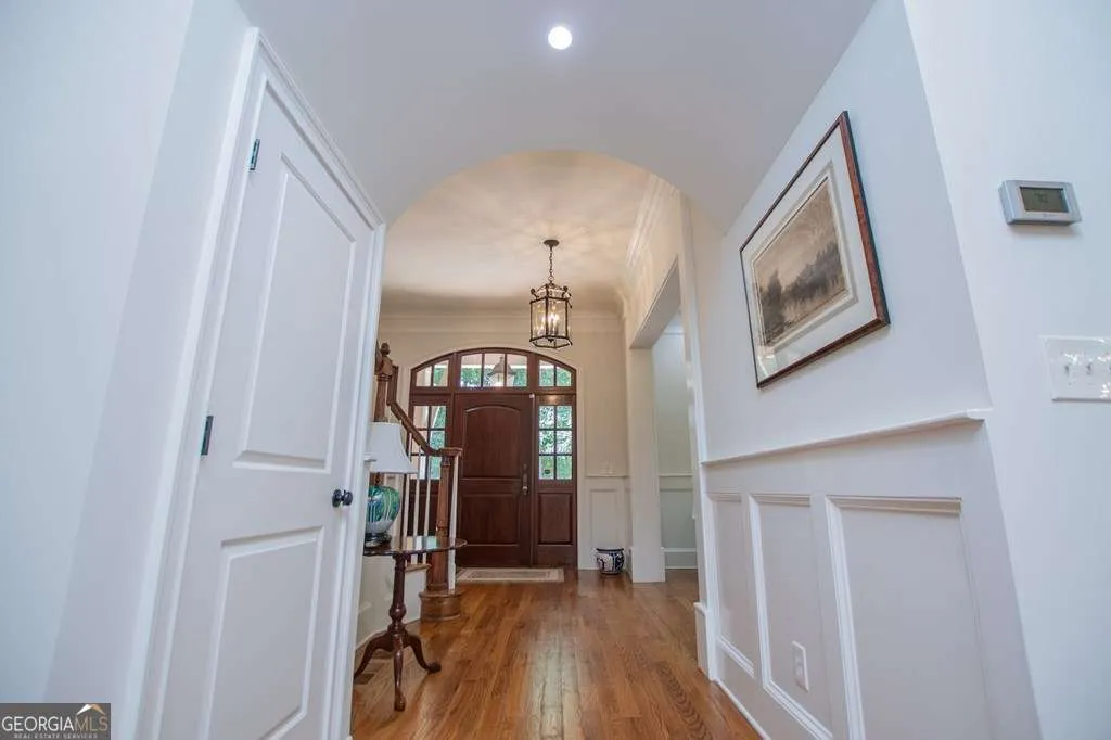 124 Greystone Dr — photo 5 of 58