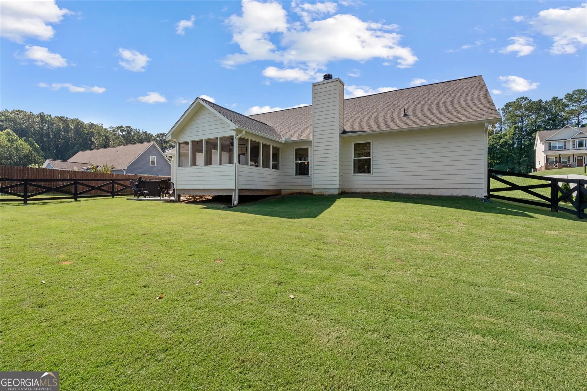 167 Lawrence Dr — photo 31 of 41