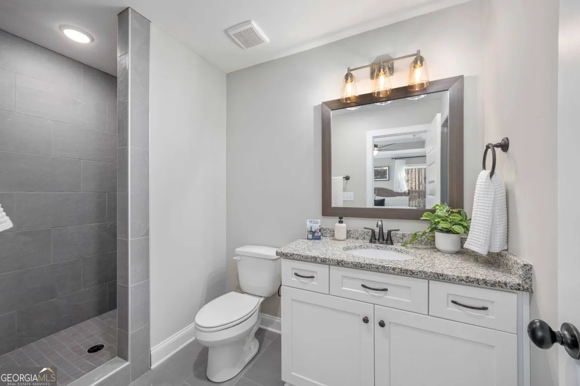 23 River's Edge Ln — photo 16 of 32