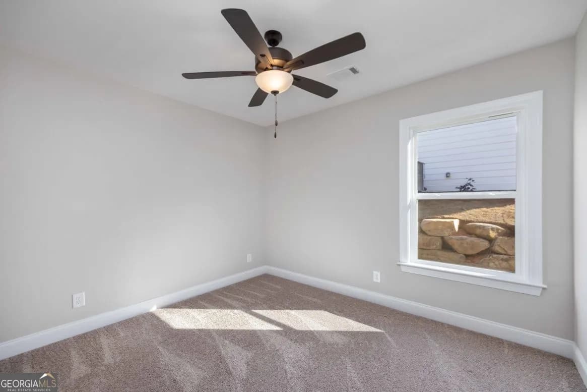 23 River's Edge Ln — photo 10 of 32
