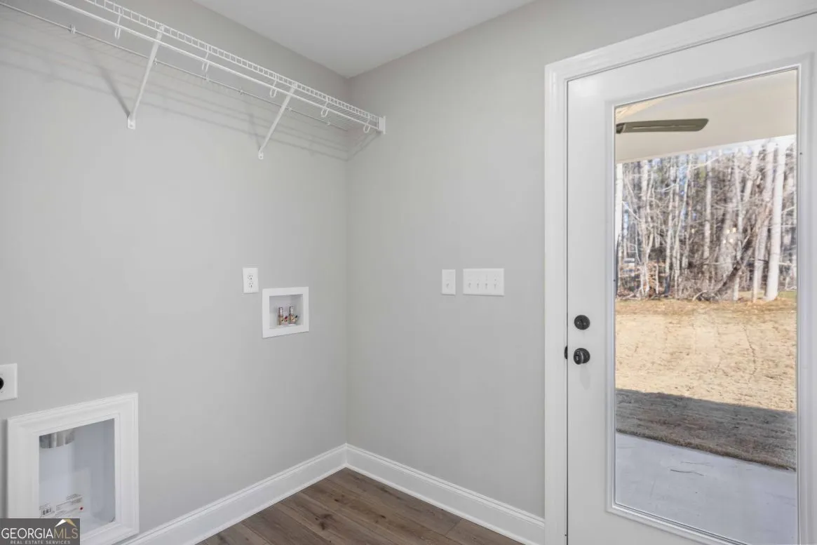 18 River's Edge Ln — photo 9 of 29