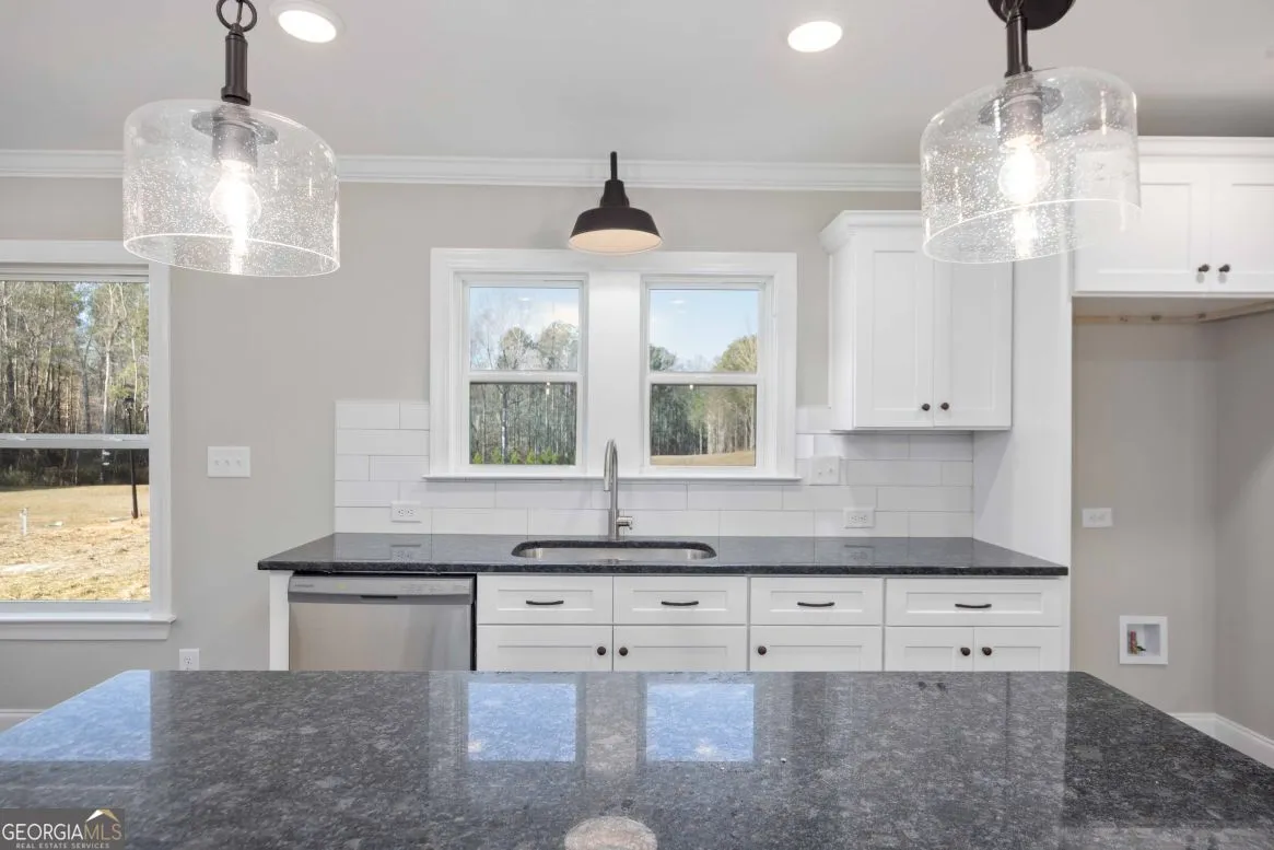 18 River's Edge Ln — photo 14 of 29