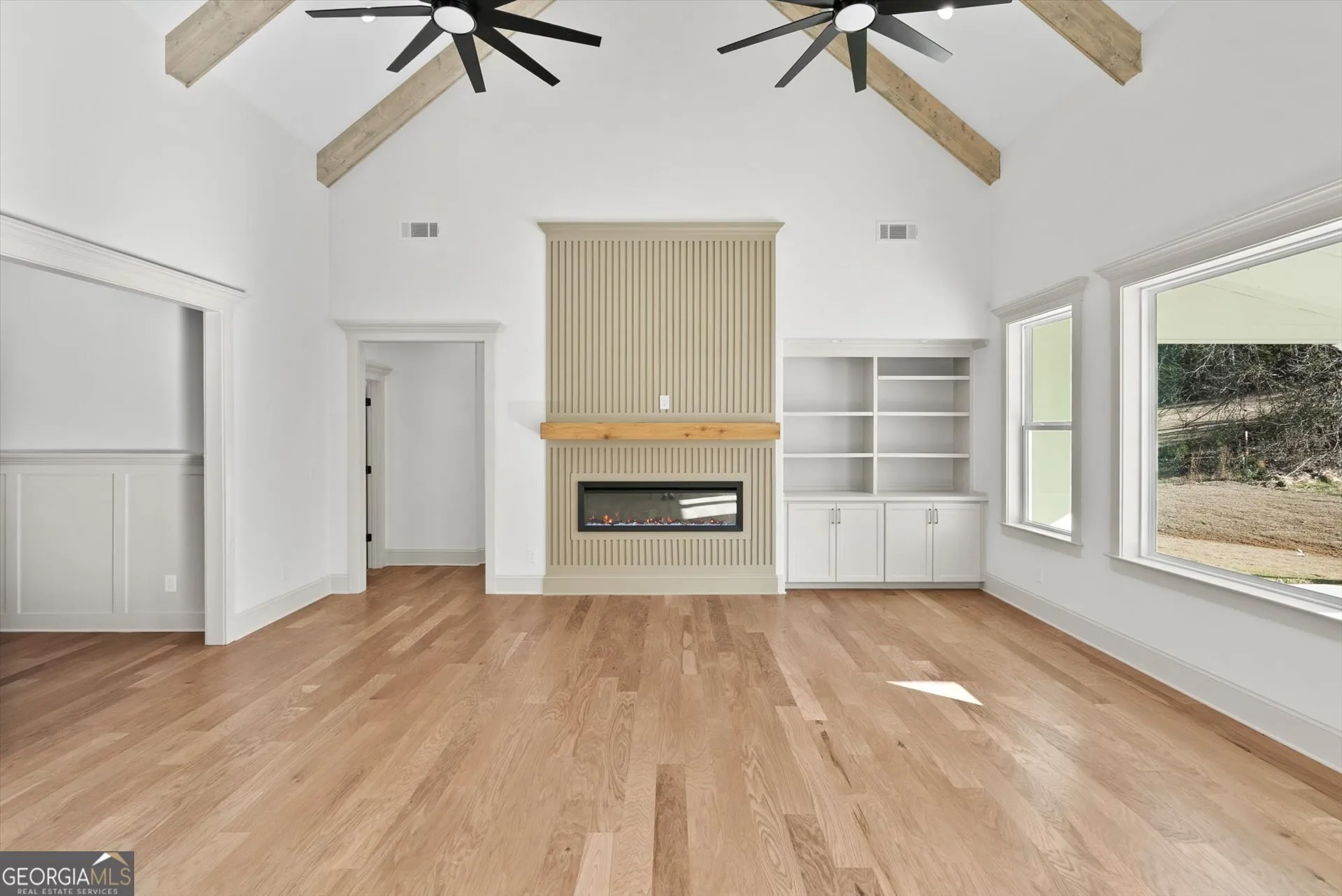 105 West Lake Blvd — photo 3 of 42