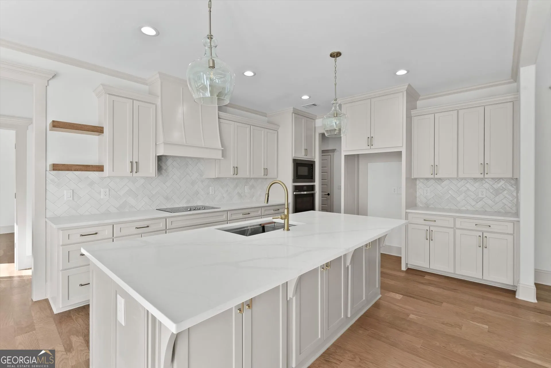 105 West Lake Blvd — photo 8 of 42