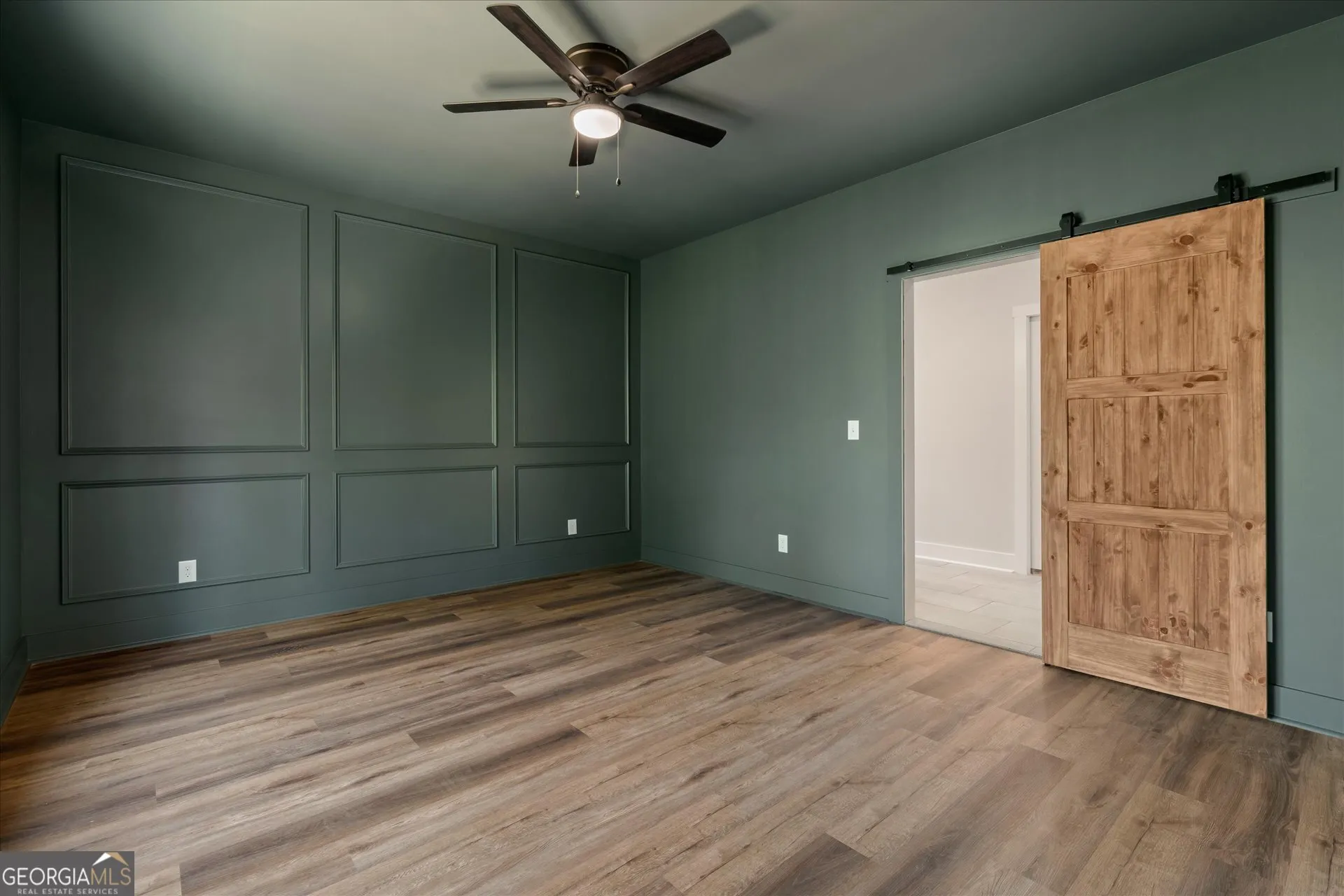 327 Crest Pointe S — photo 22 of 44