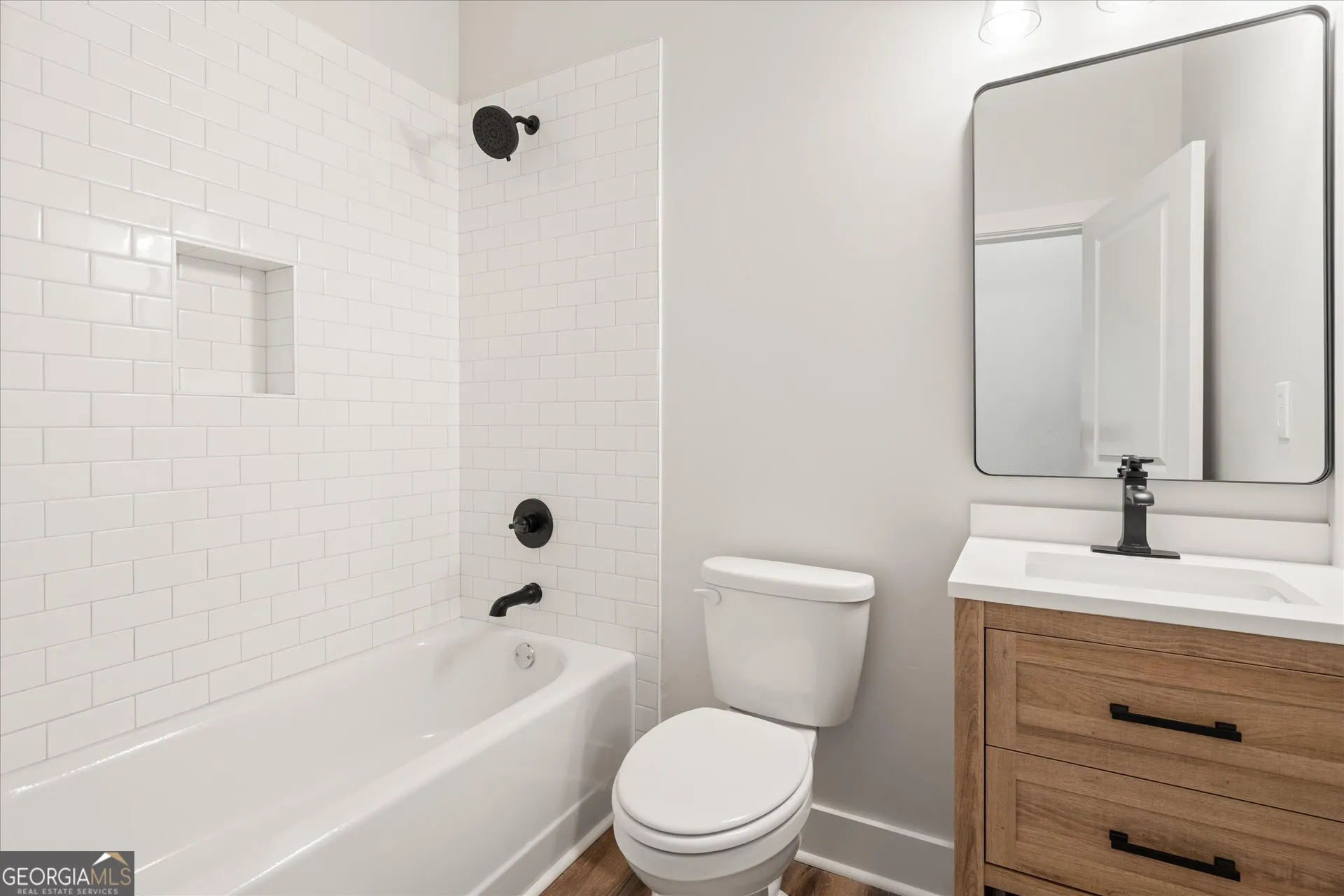 327 Crest Pointe S — photo 8 of 44