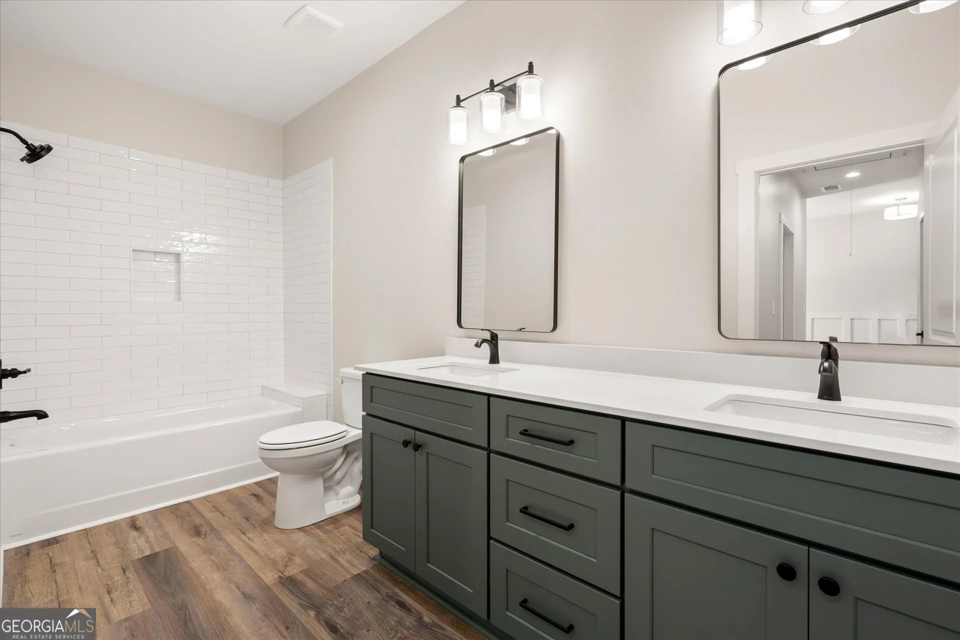 327 Crest Pointe S — photo 14 of 44