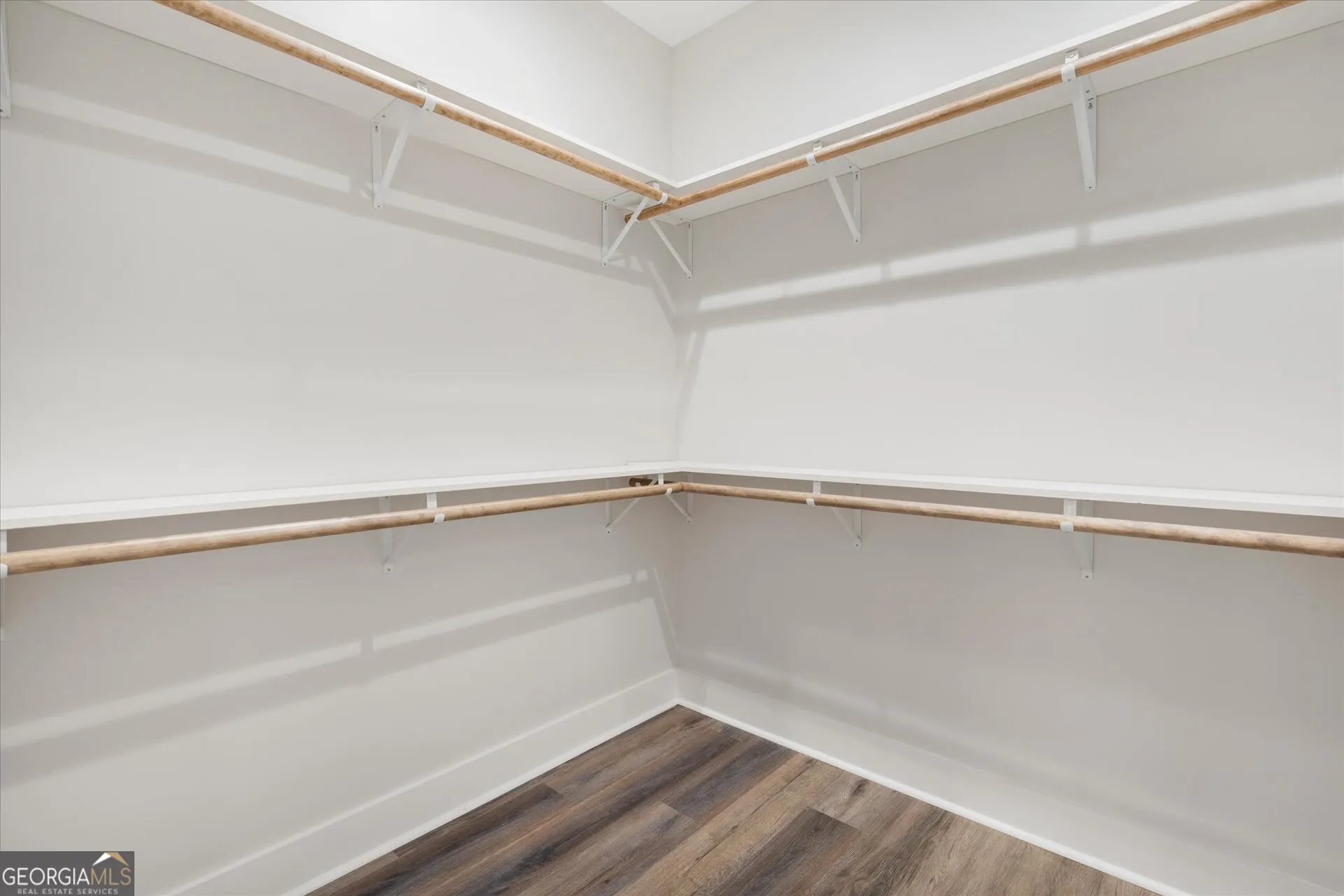327 Crest Pointe S — photo 17 of 44