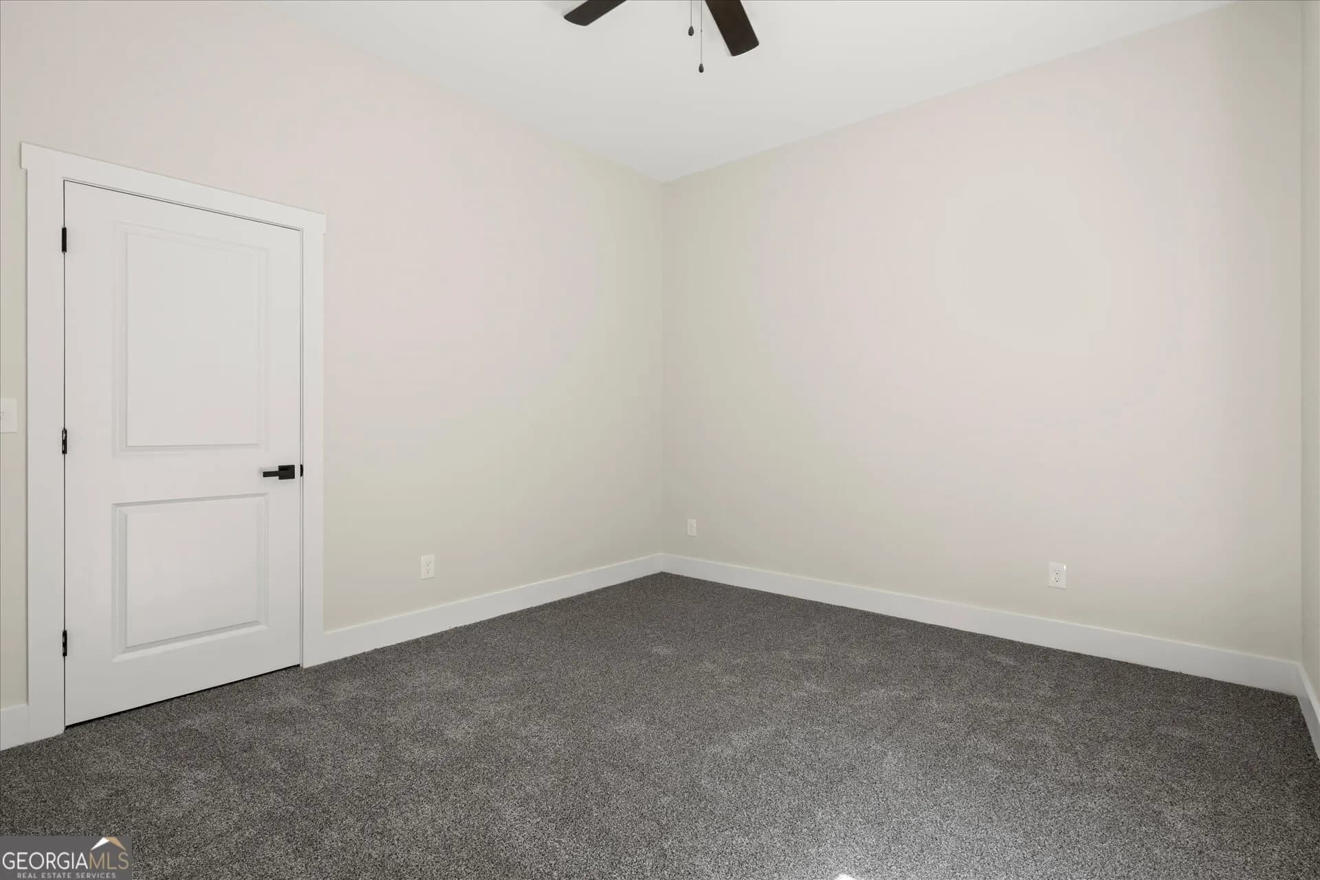 327 Crest Pointe S — photo 9 of 44