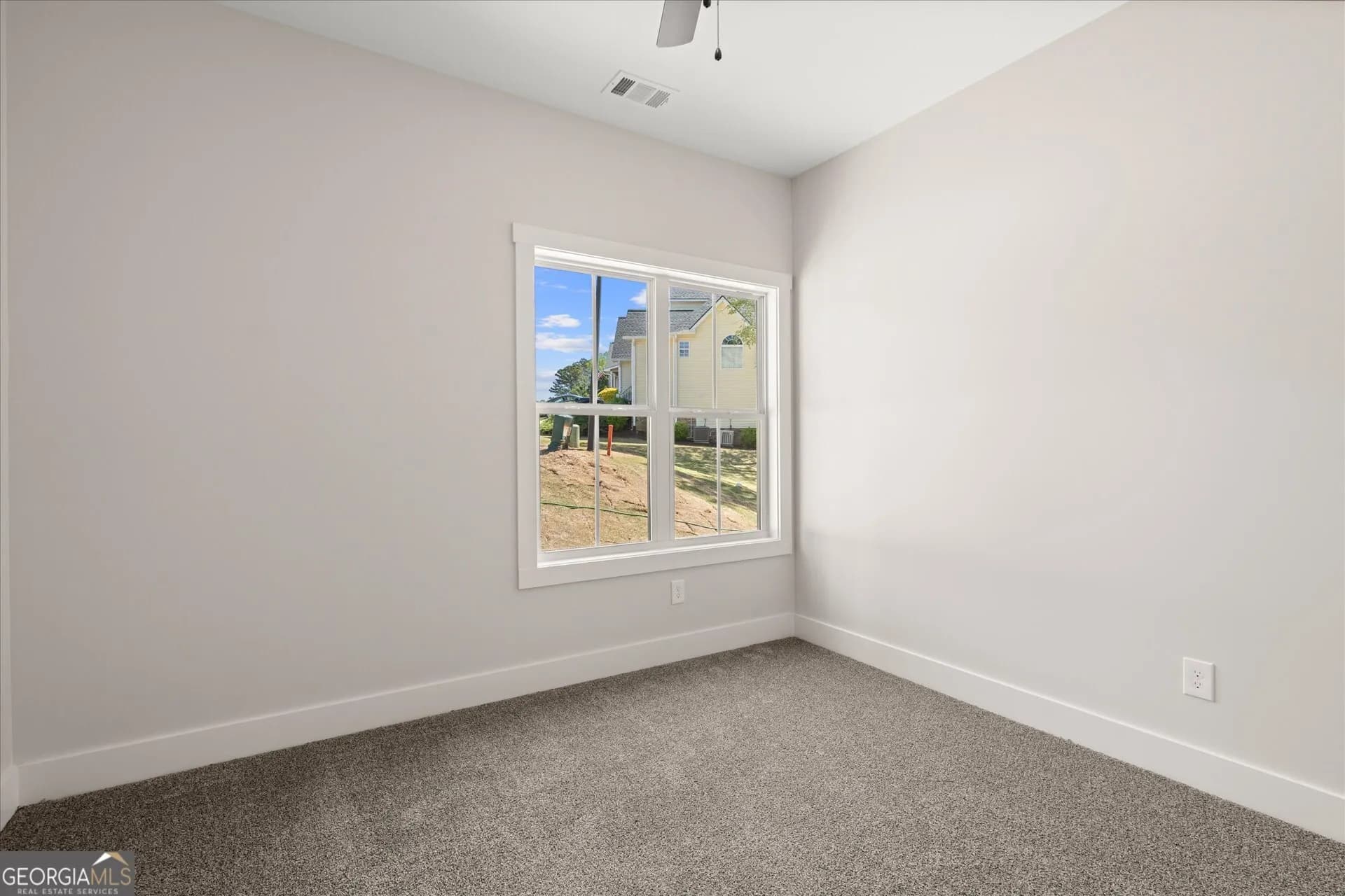 327 Crest Pointe S — photo 15 of 44