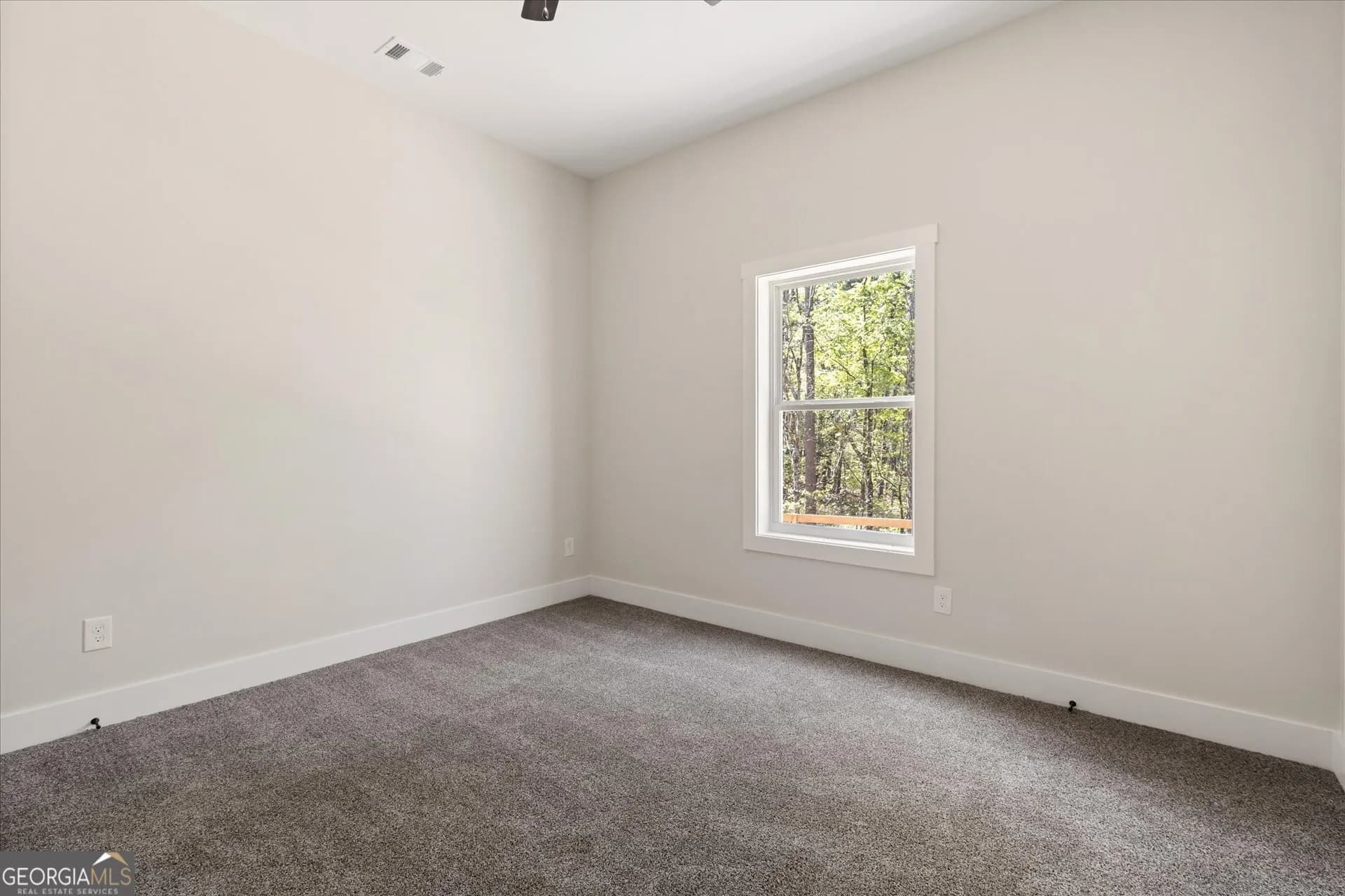327 Crest Pointe S — photo 4 of 44