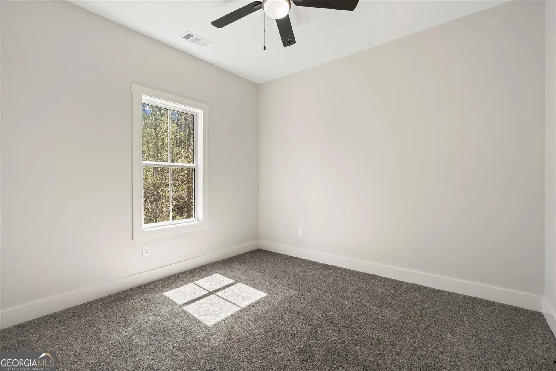 327 Crest Pointe S — photo 11 of 44