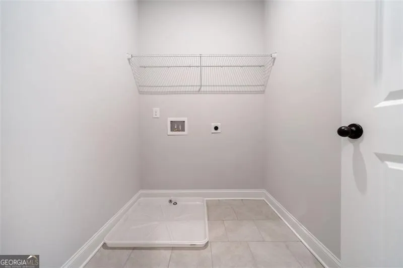 3664 Thornhill Ct — photo 7 of 37