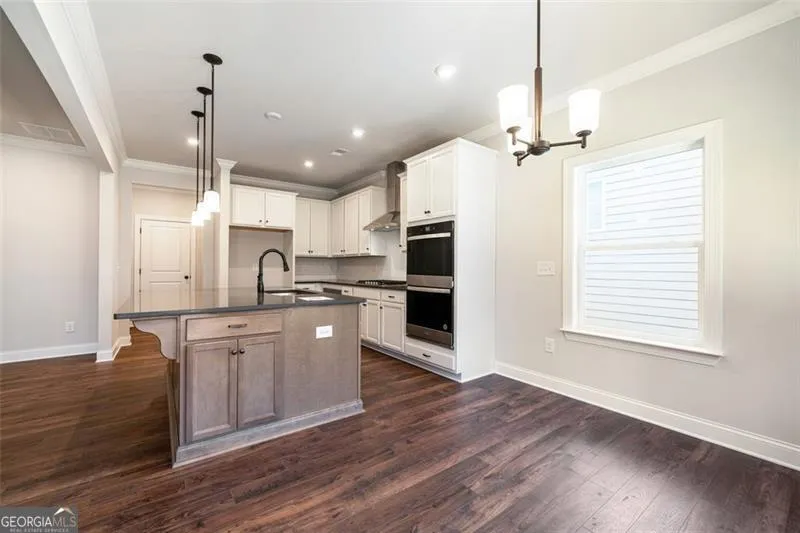 3664 Thornhill Ct — photo 6 of 37