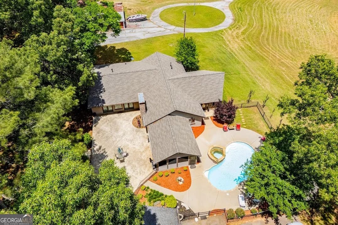 1050 Denton Rd — photo 16 of 118