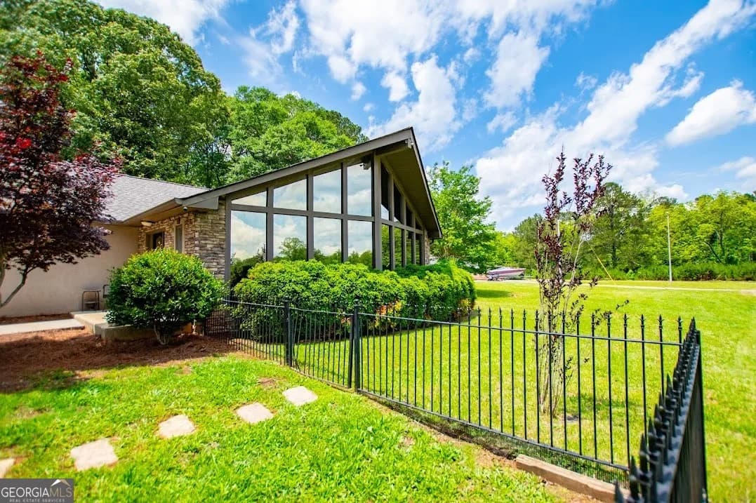 1050 Denton Rd — photo 101 of 118