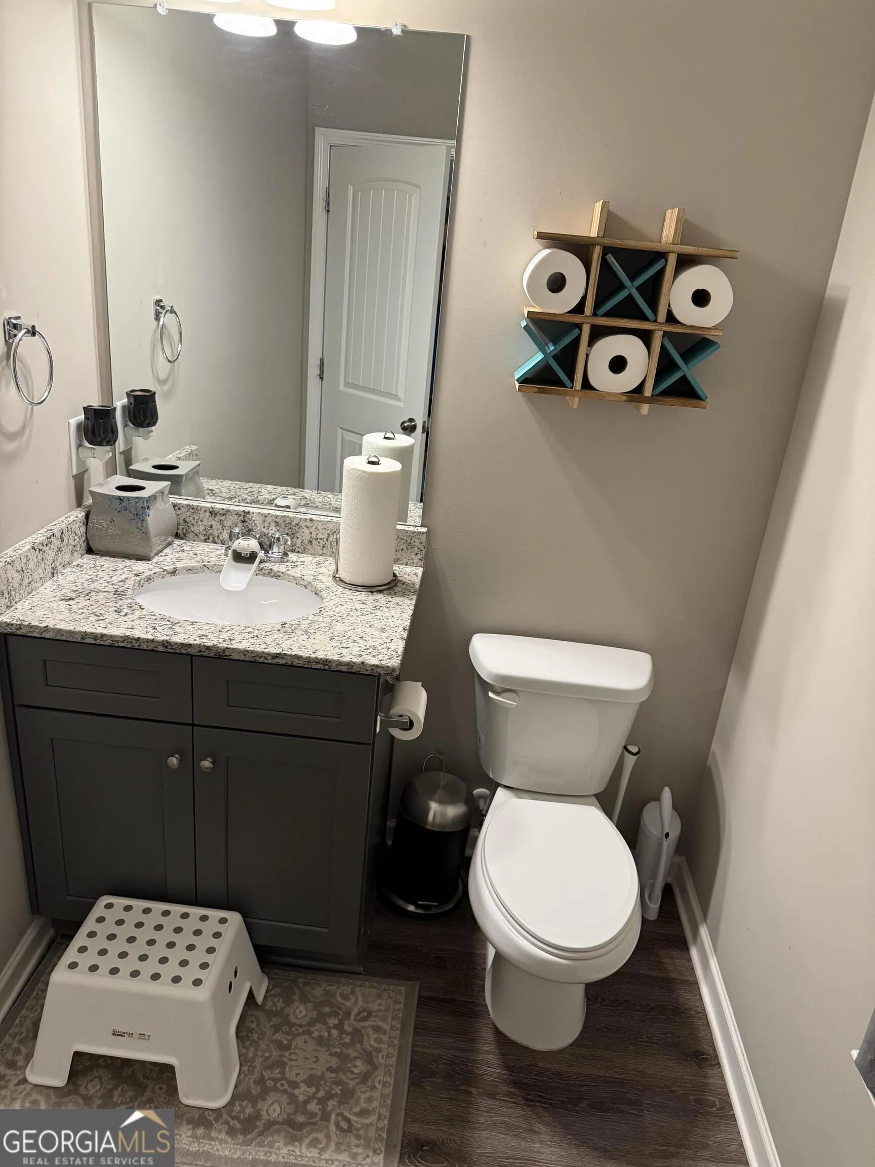 225 Fieldcrest Dr — photo 5 of 28