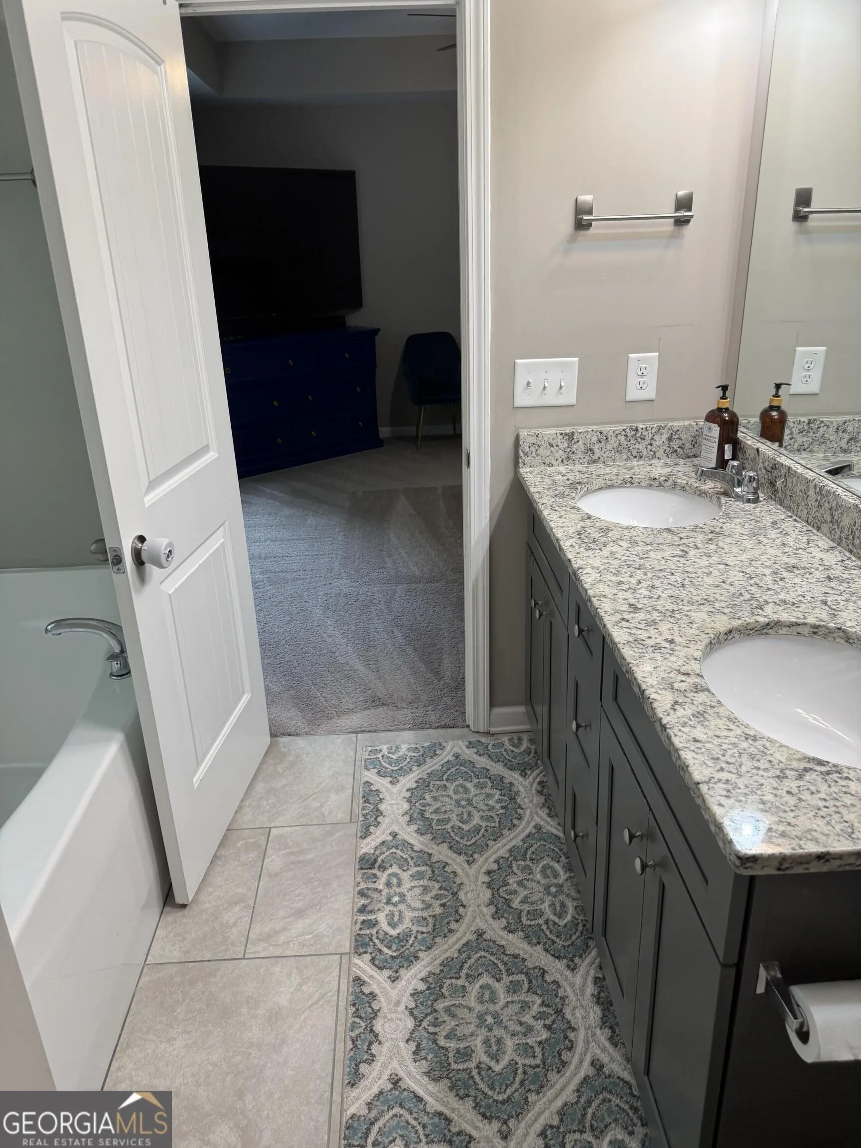 225 Fieldcrest Dr — photo 9 of 28