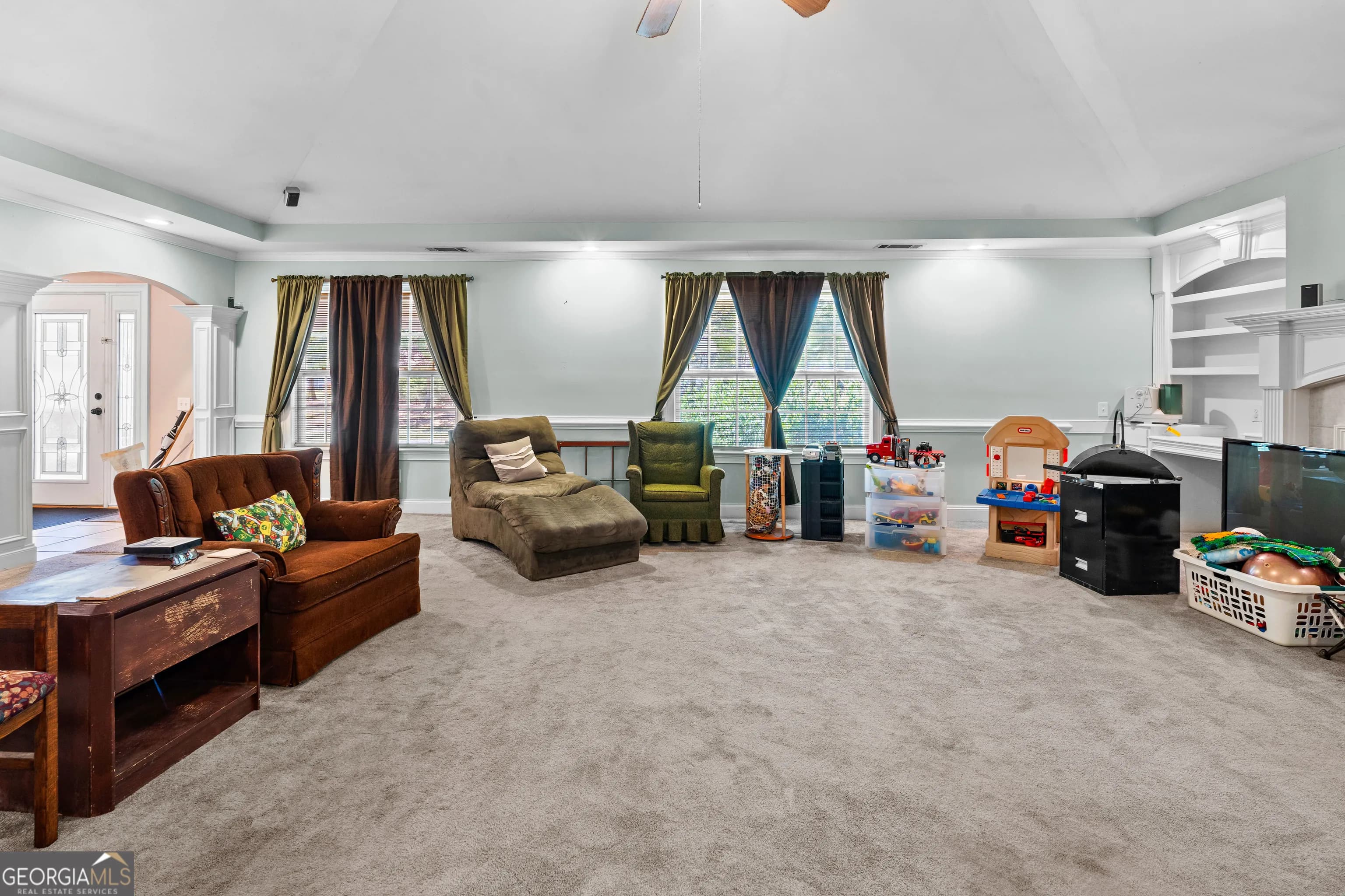 475 Hammett Cir — photo 10 of 69