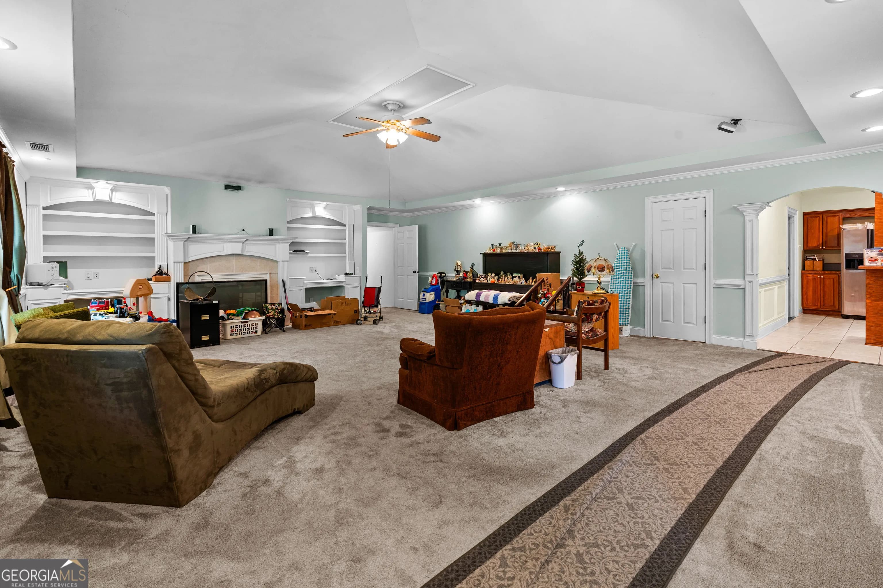 475 Hammett Cir — photo 9 of 69