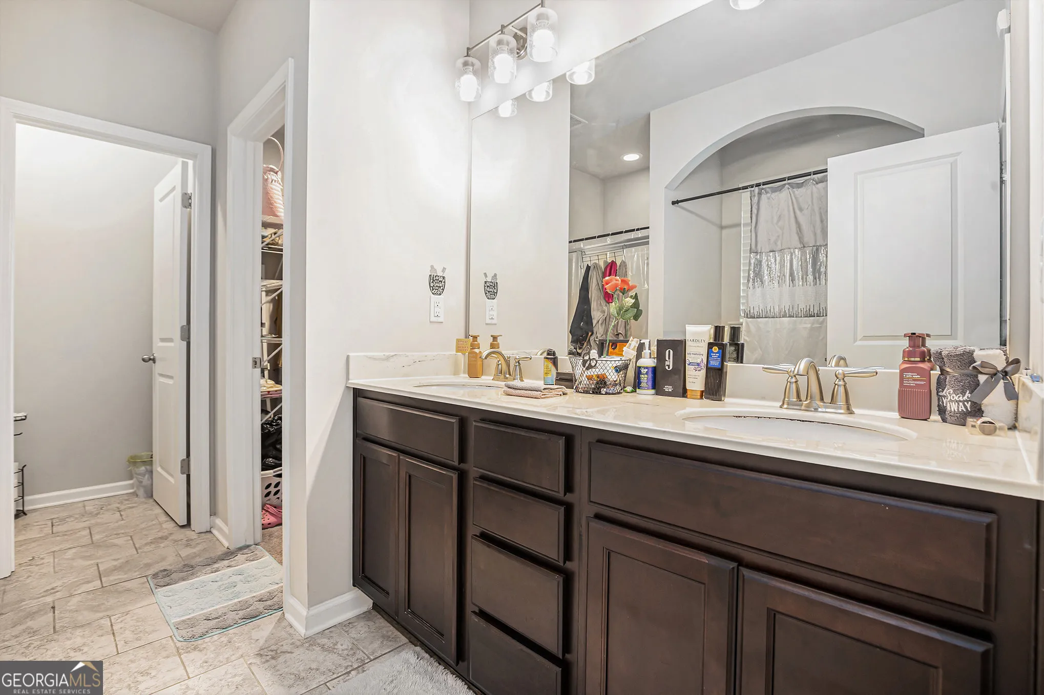 7475 Sydnee Ct — photo 11 of 25
