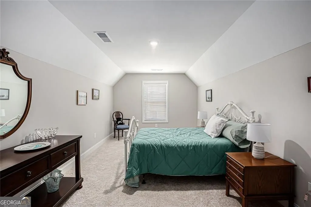87 Colonial Ter — photo 15 of 26