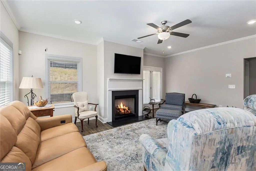87 Colonial Ter — photo 21 of 26