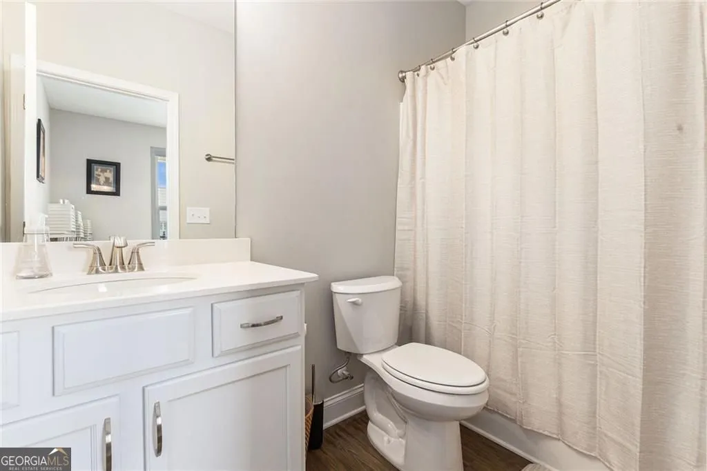 87 Colonial Ter — photo 5 of 26