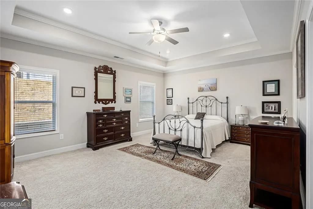 87 Colonial Ter — photo 6 of 26
