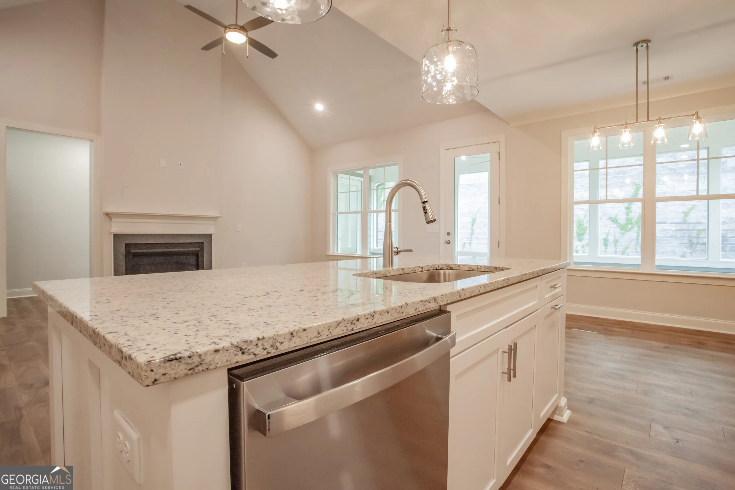 388 Maple View Dr — photo 13 of 18