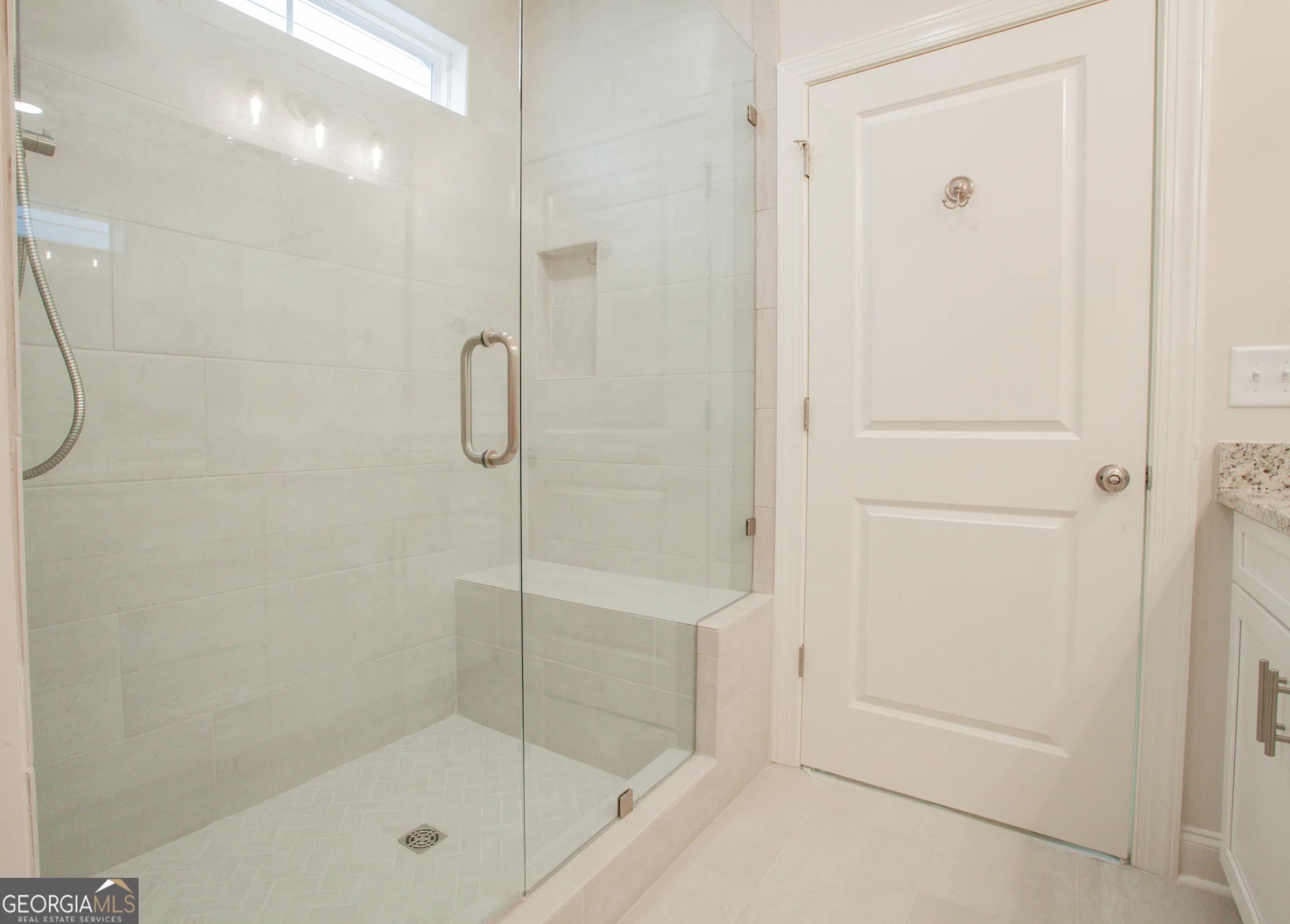 388 Maple View Dr — photo 3 of 18