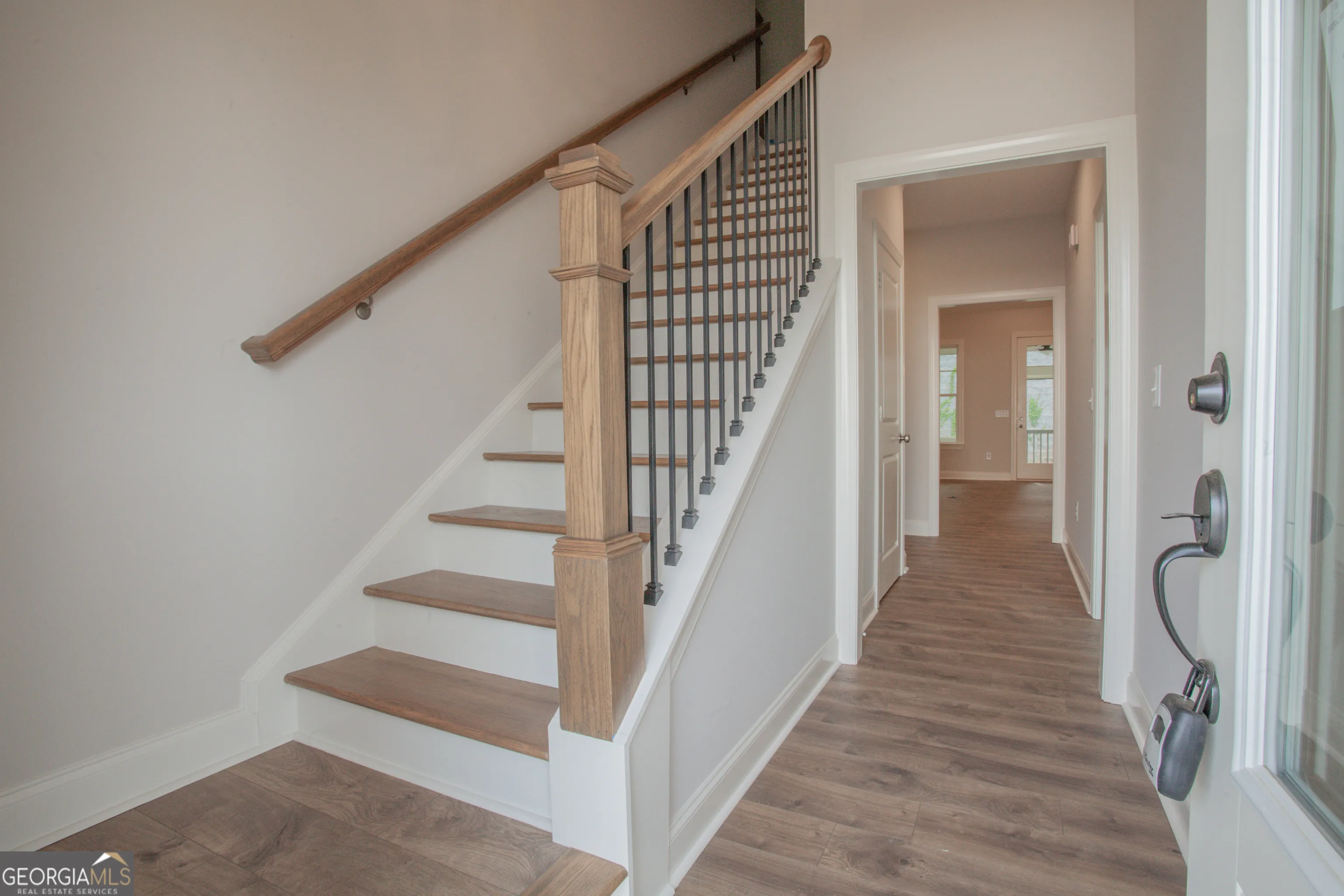 388 Maple View Dr — photo 11 of 18