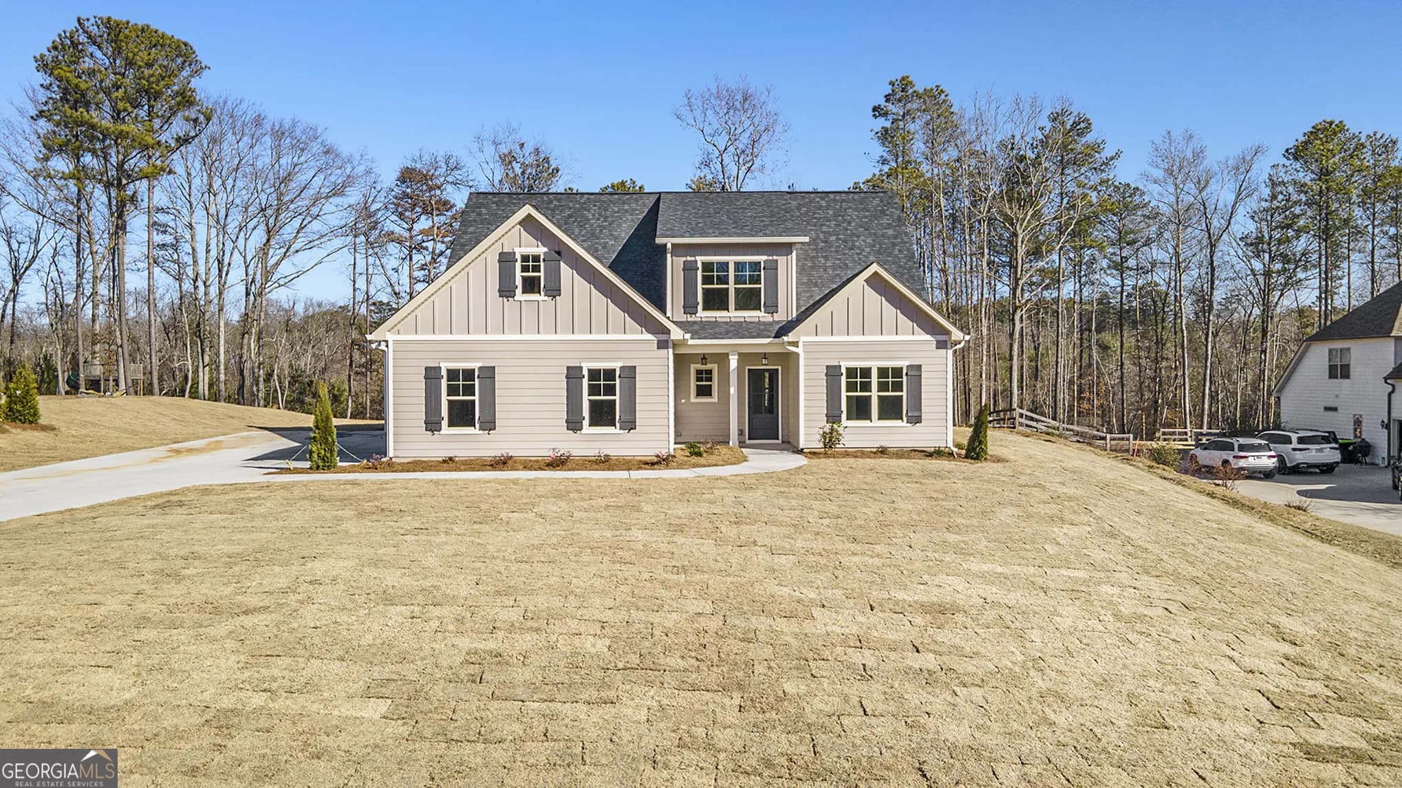 711 Charlotte Ln — photo 13 of 33