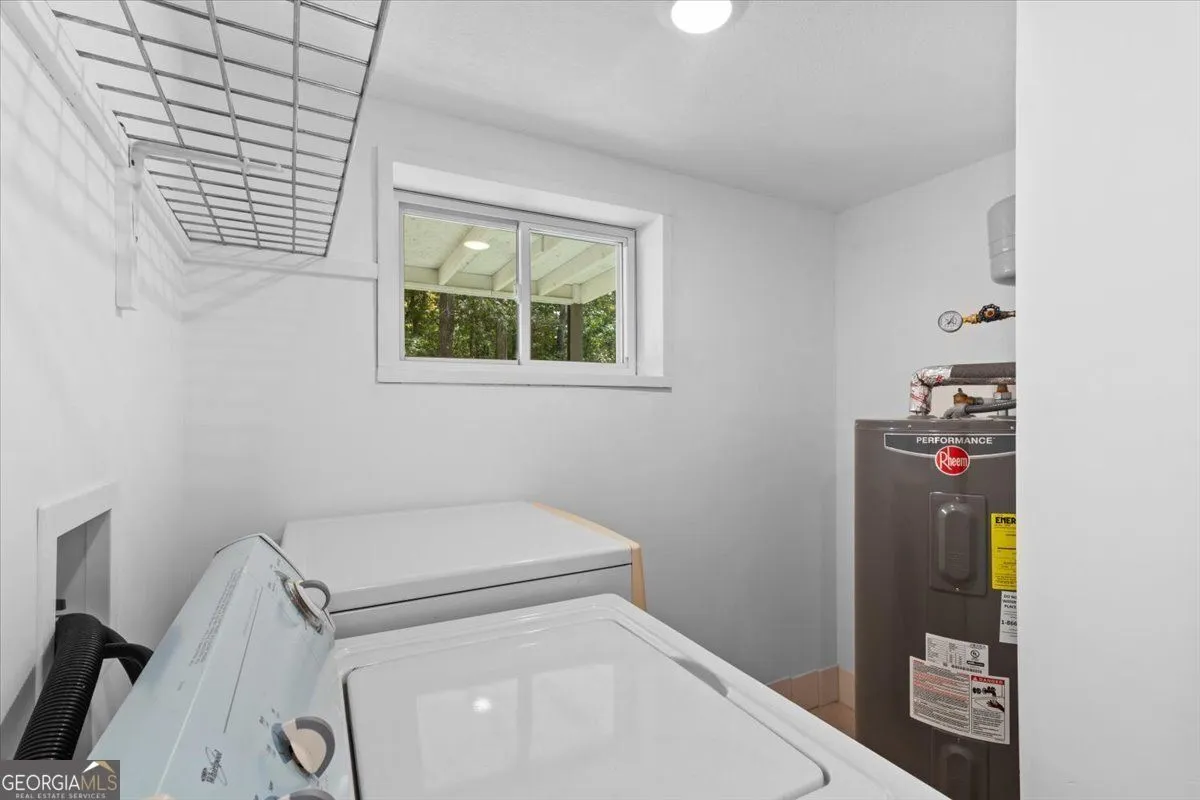 3990 Pine Hill Dr — photo 8 of 30